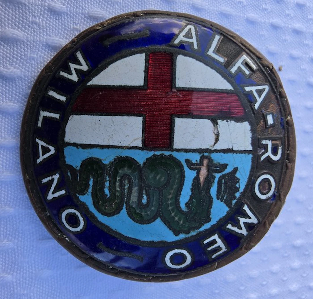 Badge - Alfa Romeo - Scudetto Alfa Romeo Milano smaltato - 1954