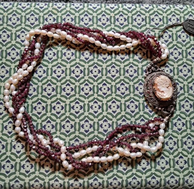 No reserve price - Choker necklace Silver, Pearl Pearl - Garnet