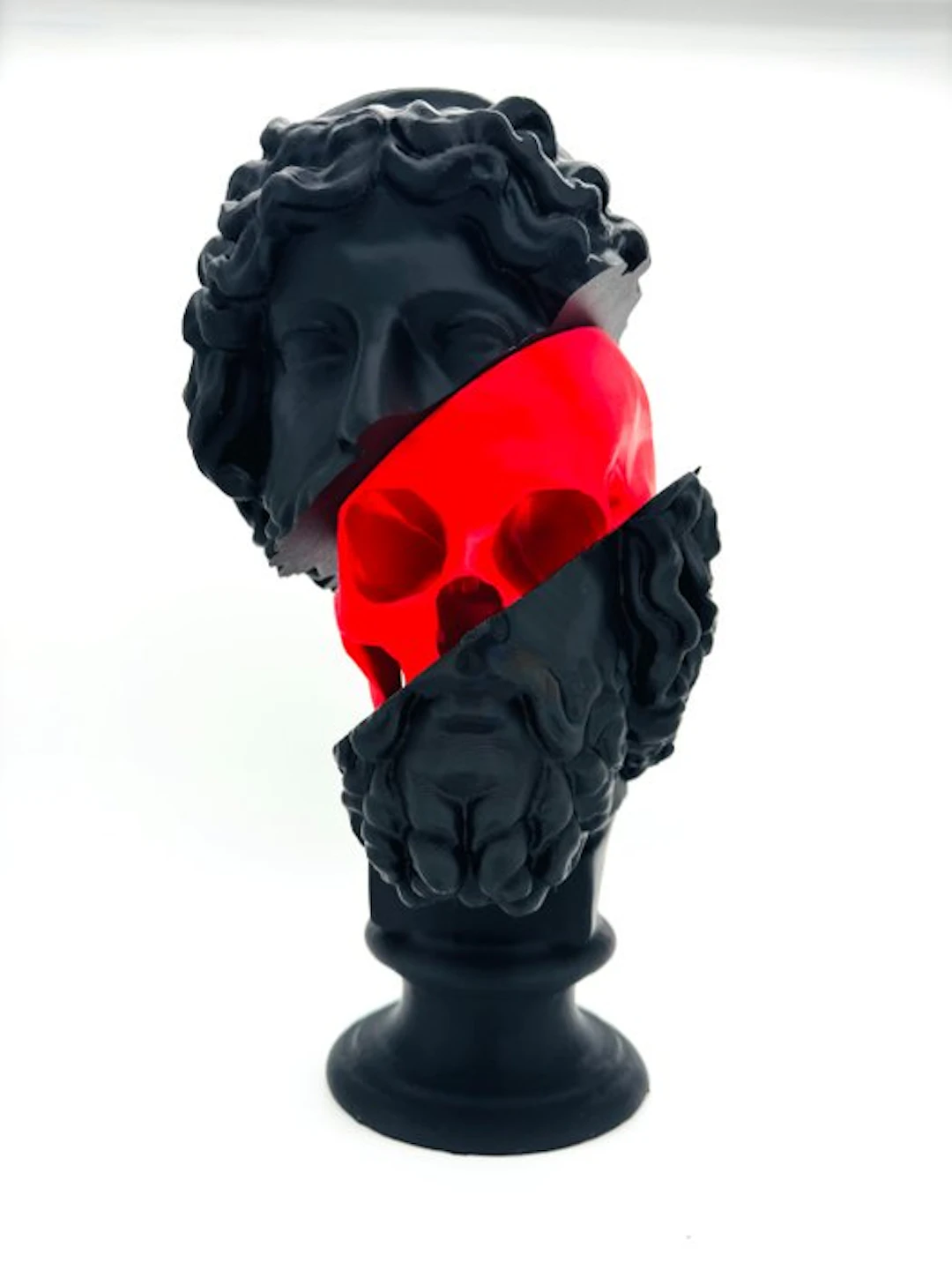 PYTHIA - Bust