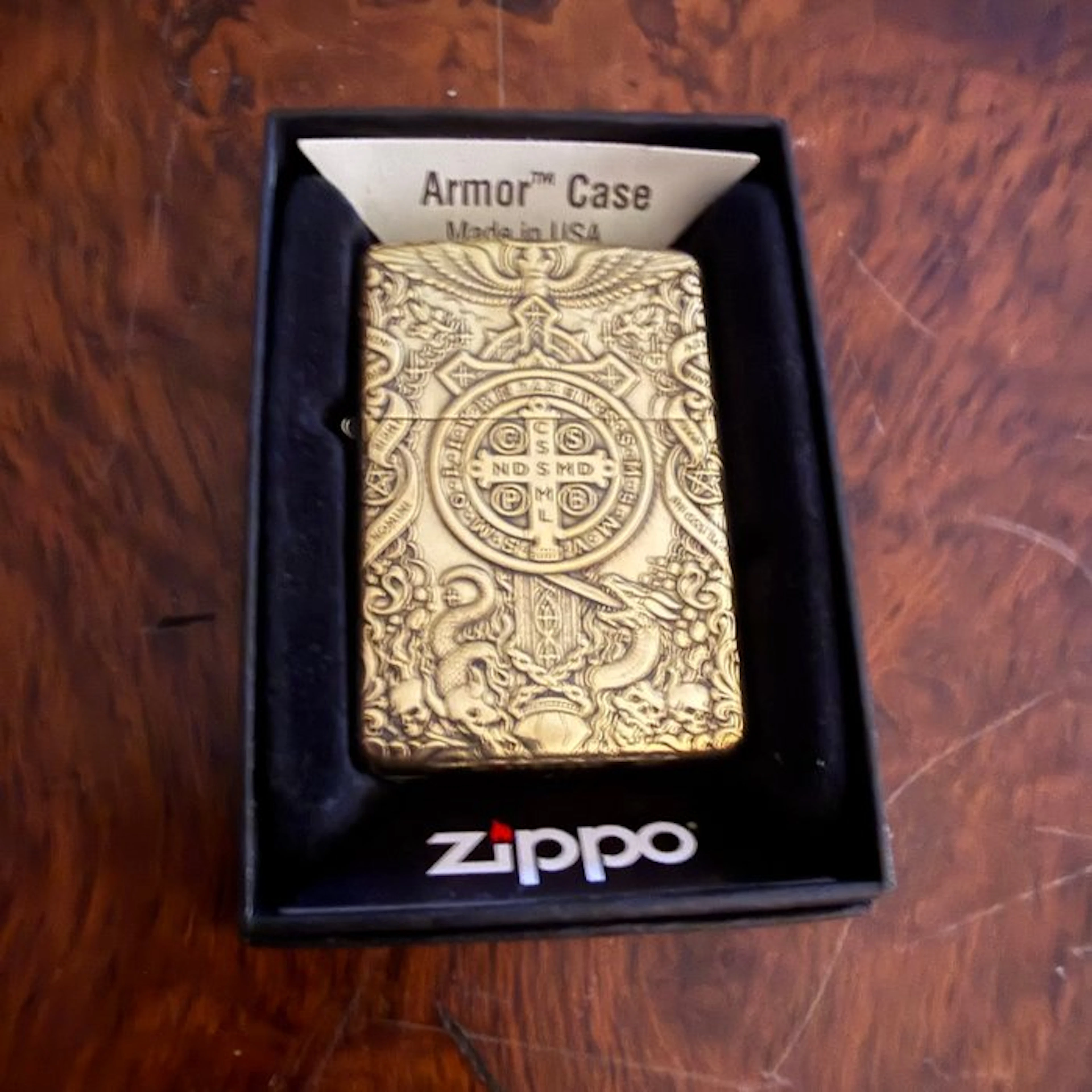 Zippo - Armor San Benito y San Miguel vs Lucifer - Lighter - Brass