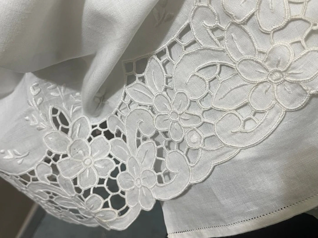 Pizzo a intagli e ricami fatti a mano - Towel (2) - 1.08...