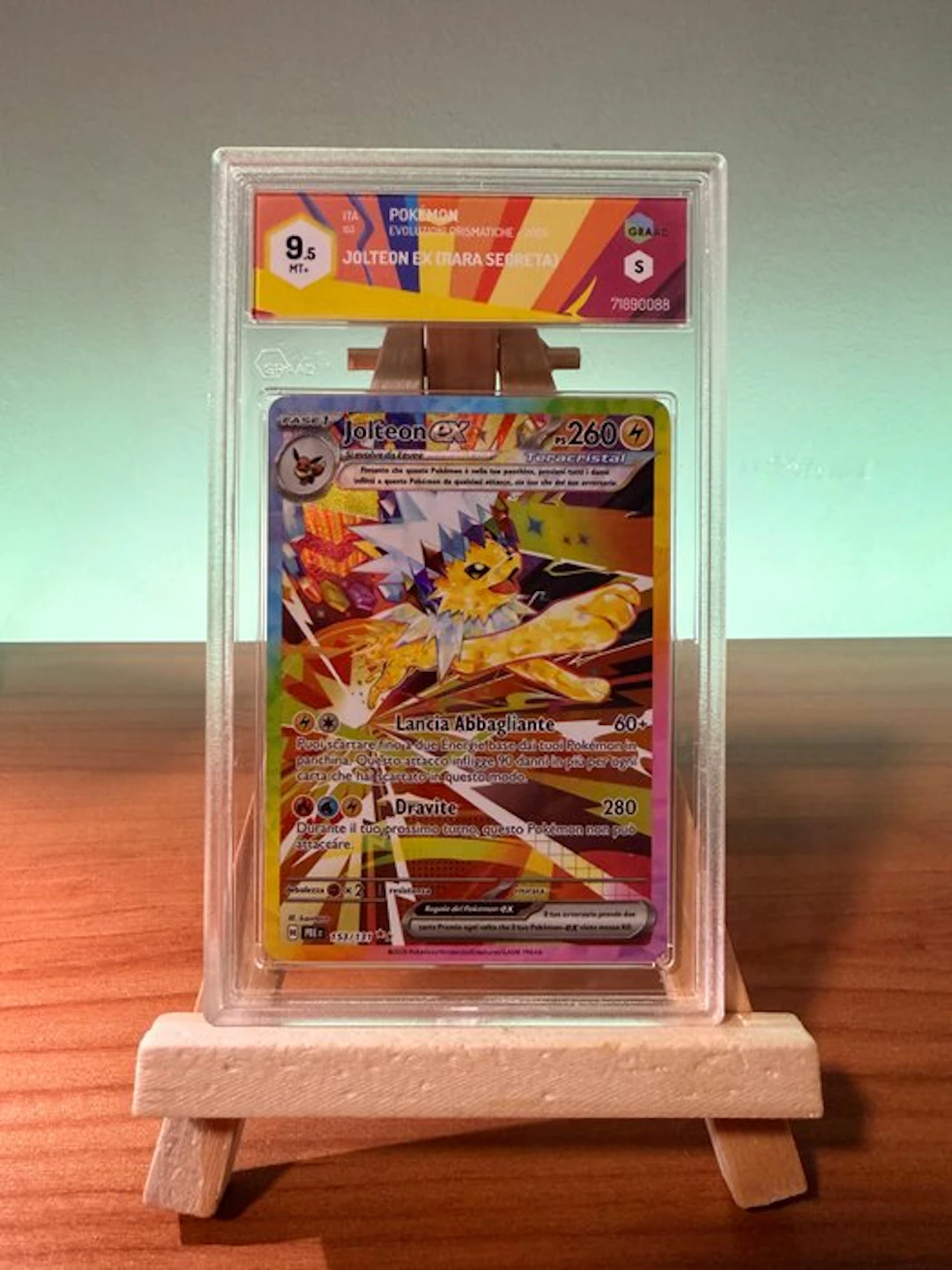 Pokémon - 1 Graded card - Jolteon 153/131 Secret rare