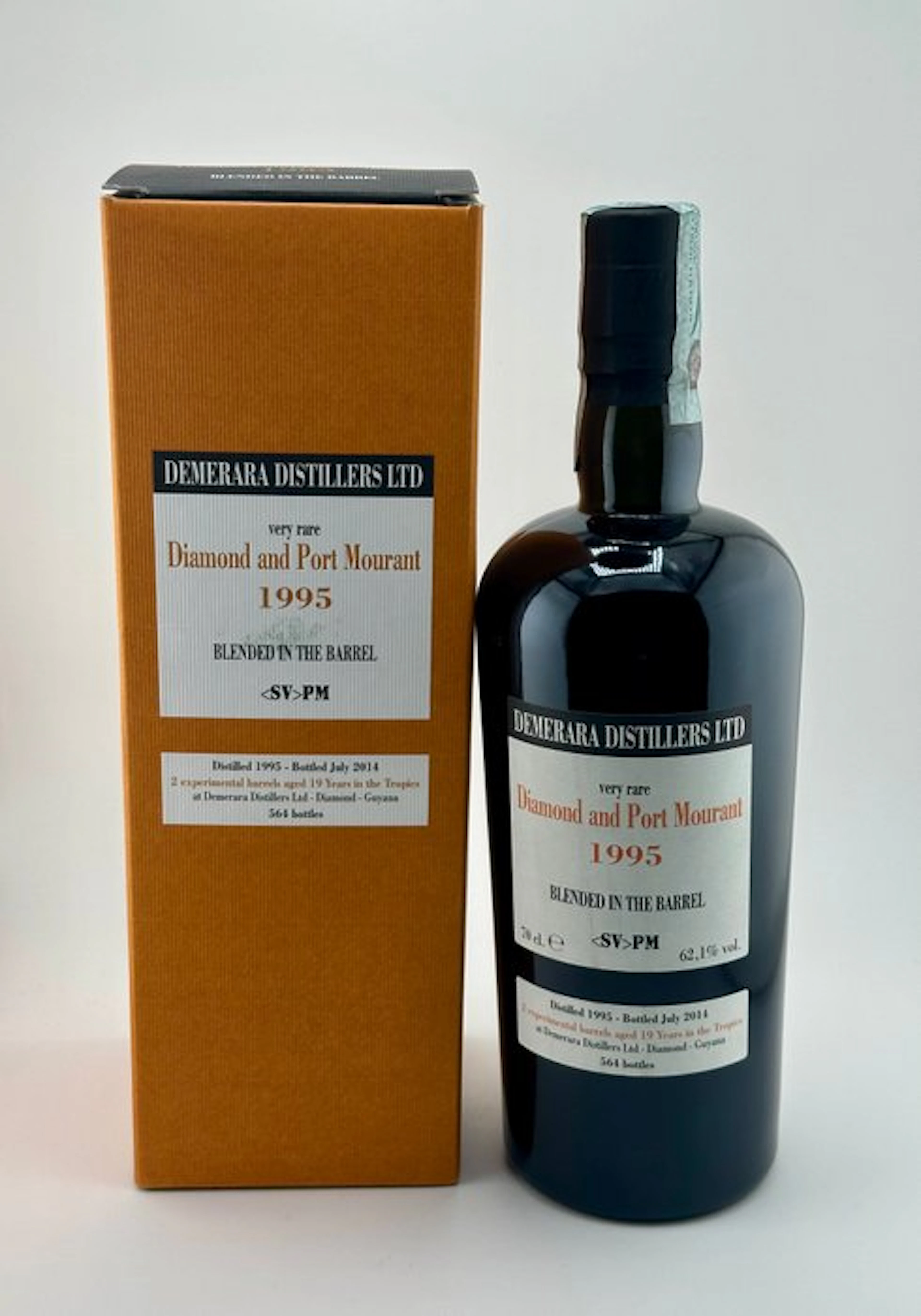 Diamond and Port Mourant 1995 Velier - Blended in the Barrel PM -