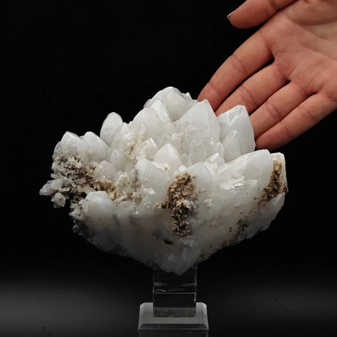 Milky quartz with calcite