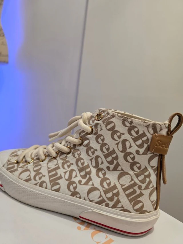 See By Chloé - Slippers - Size: EU 37