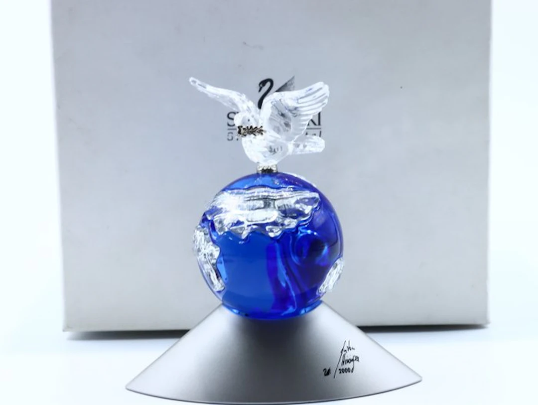 Figure - Swarovski - Crystal Planet (Gesigneerd) (Boxed) - Crystal