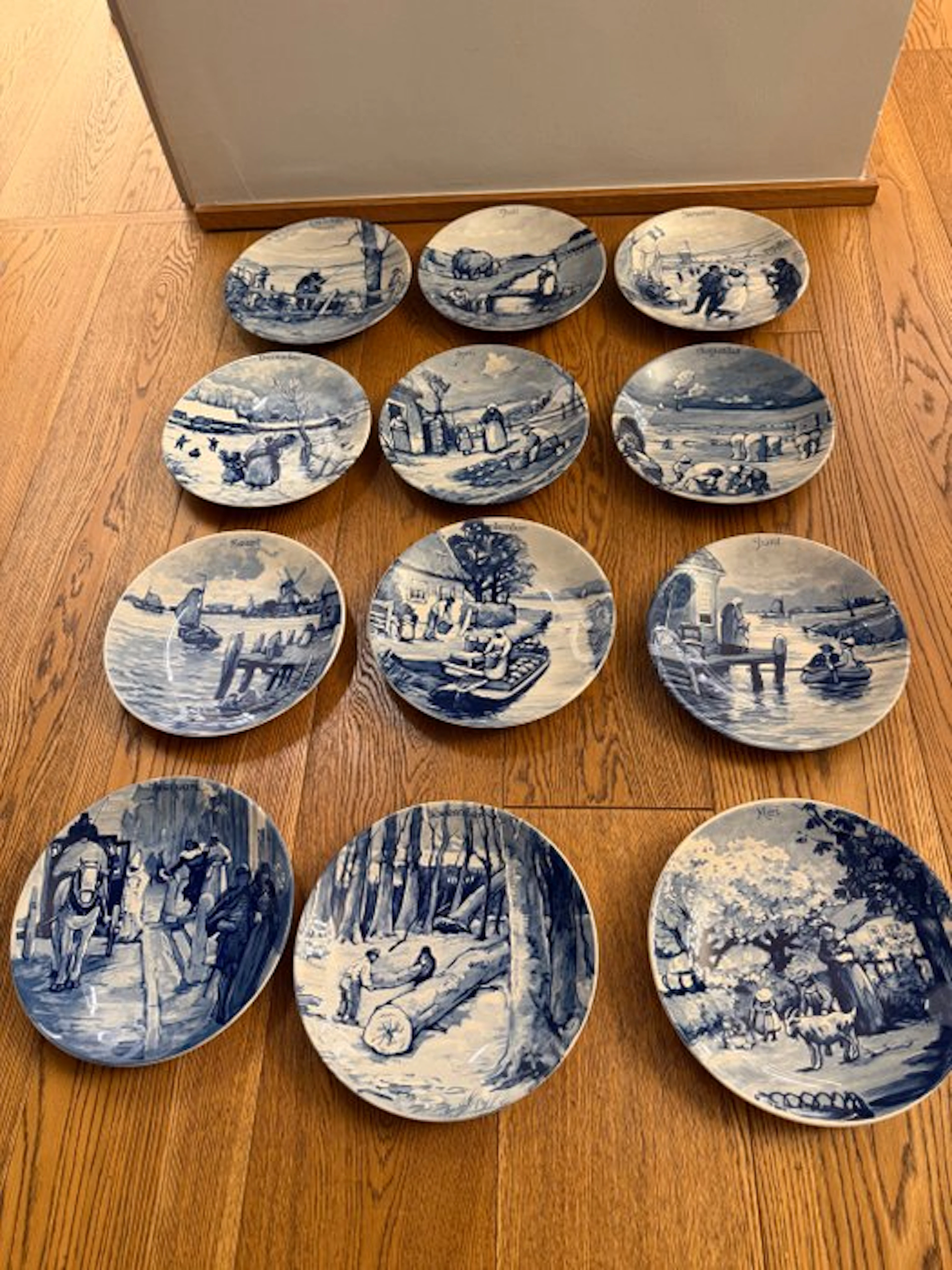Delft - Dish (12) - Ceramic