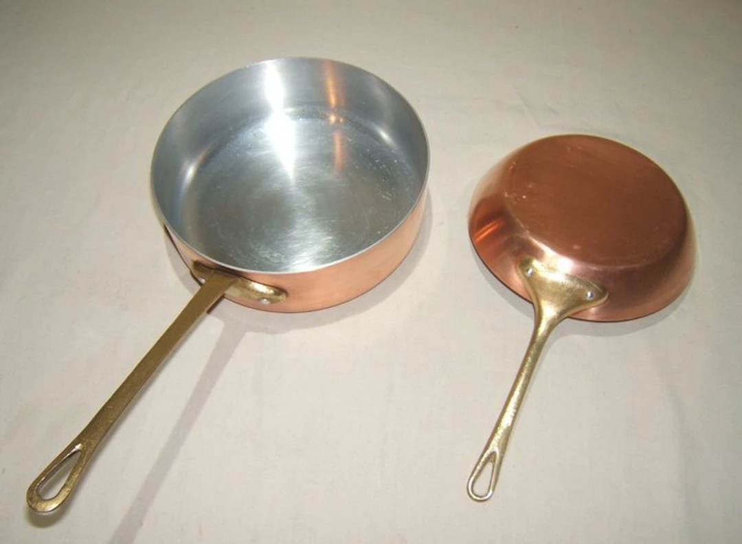 Een fraaie koperen Franse hapjespan en koekenpan - Pan - Copper, Brass