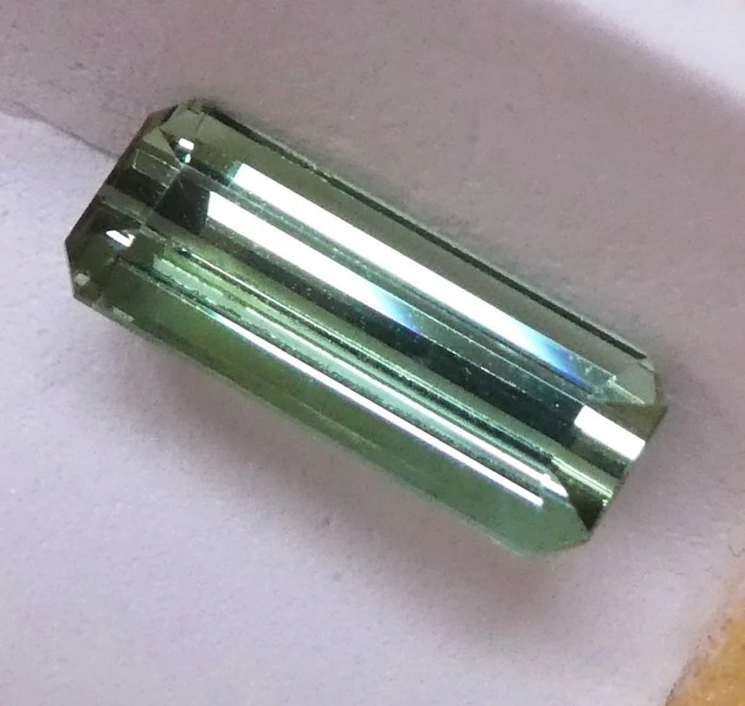No reserve price Tourmaline - 3.59 ct - Instituto Gemólogico Español (IGE)