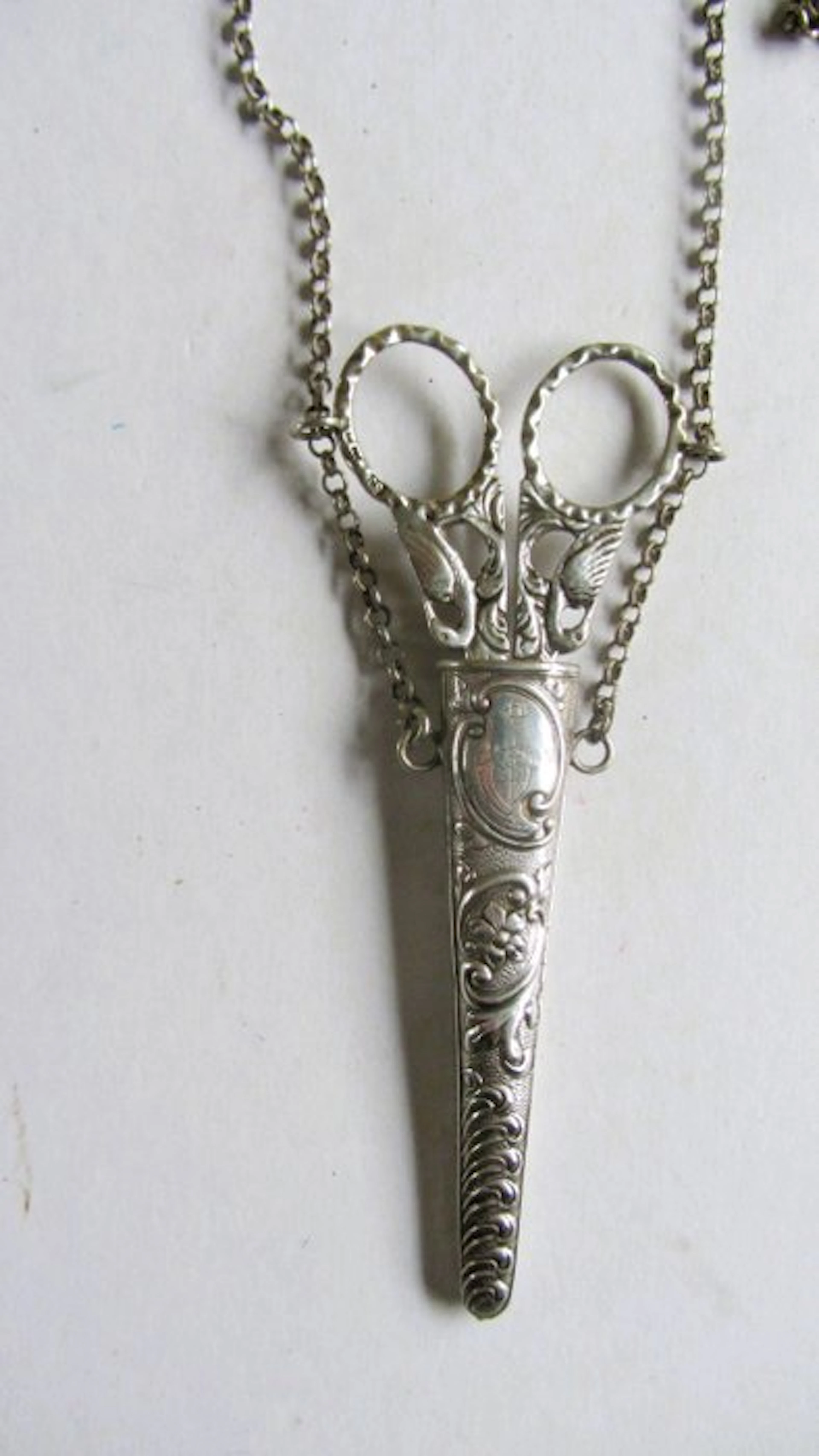 Scissors - Silver - complete with card