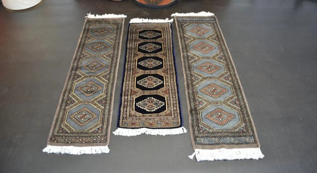 Hand-knotted 3x Pakistani Bokhara wool tablecloths