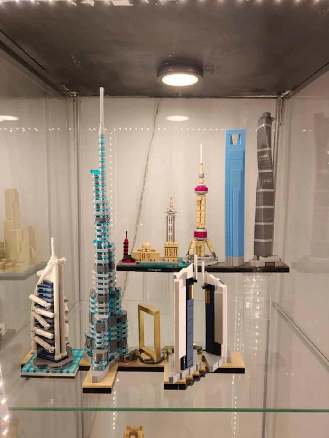 LEGO Set - Architecture - Burj Khalifa Lego (21081)...