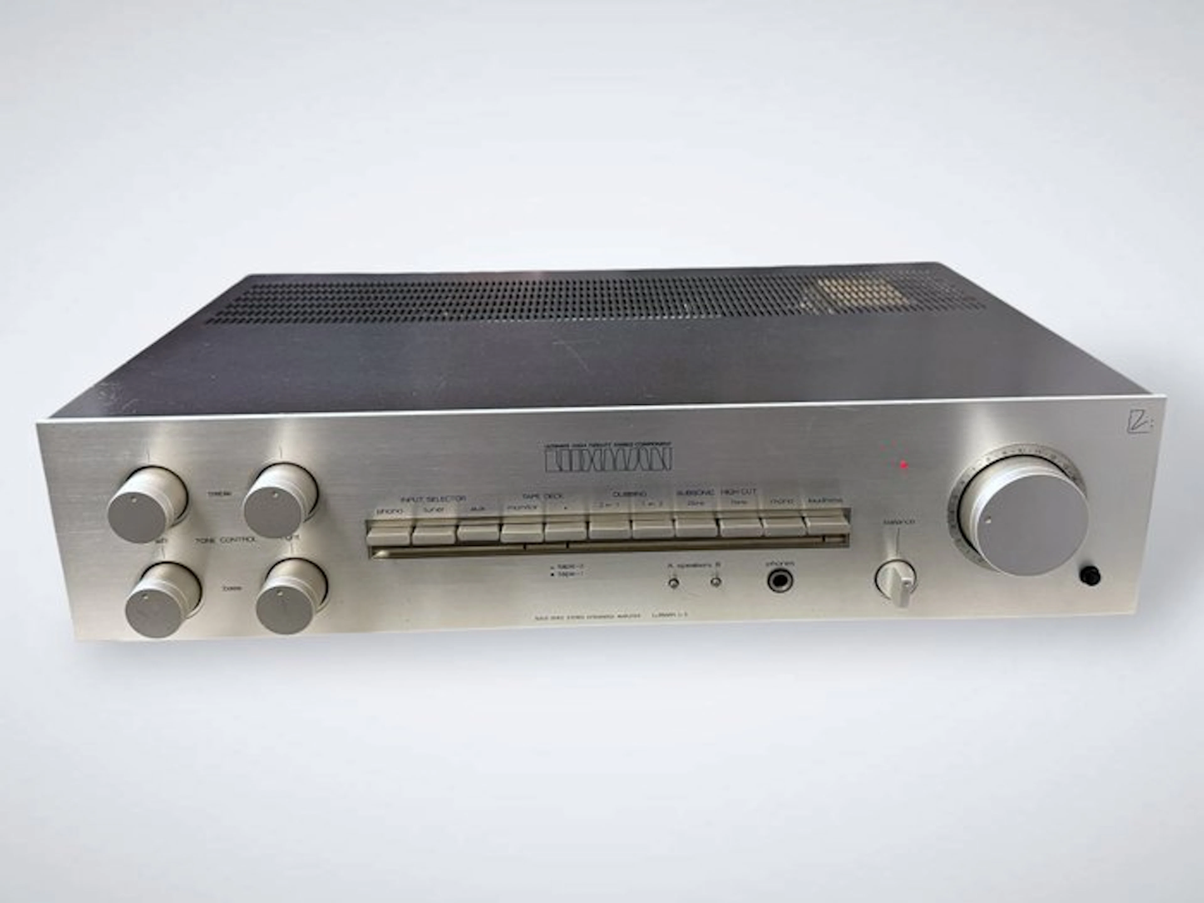 Luxman - L-3 Solid state amplifier