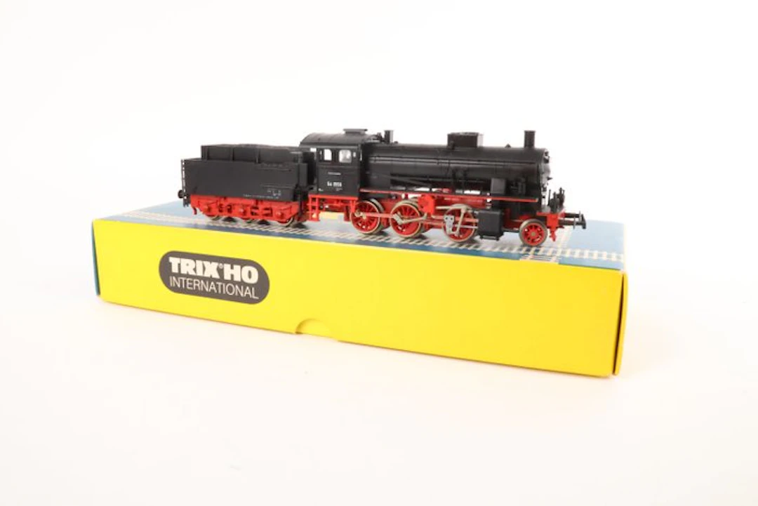 Trix International H0 - 2408 - Steam locomotive with tender (1) - 54 1556 - DB