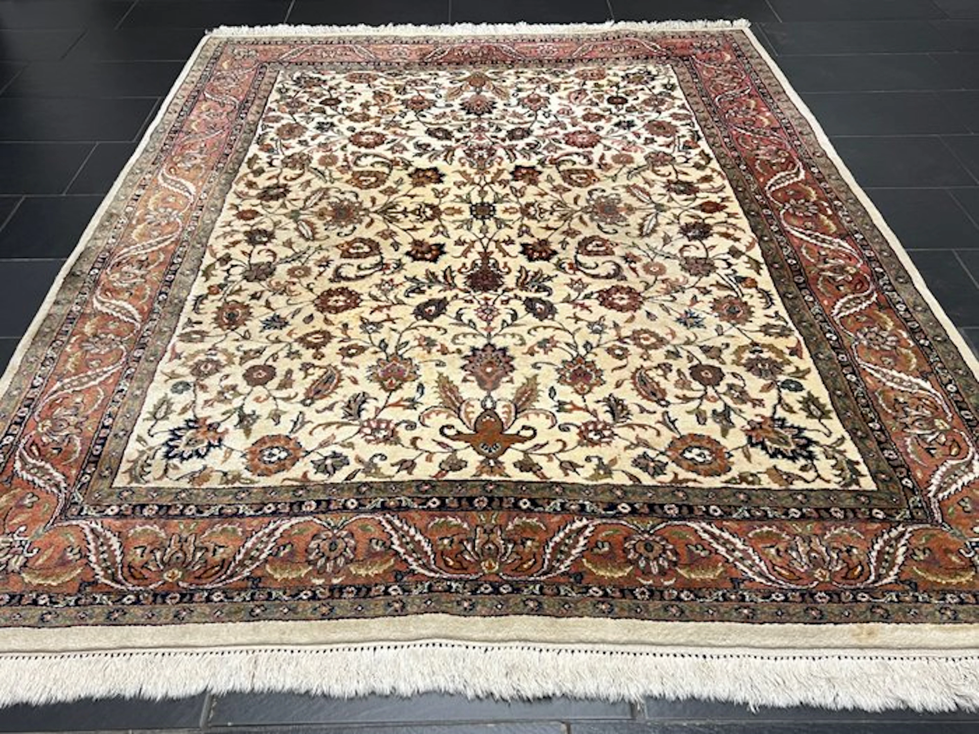 Sarouck - Carpet - 250 cm - 195 cm