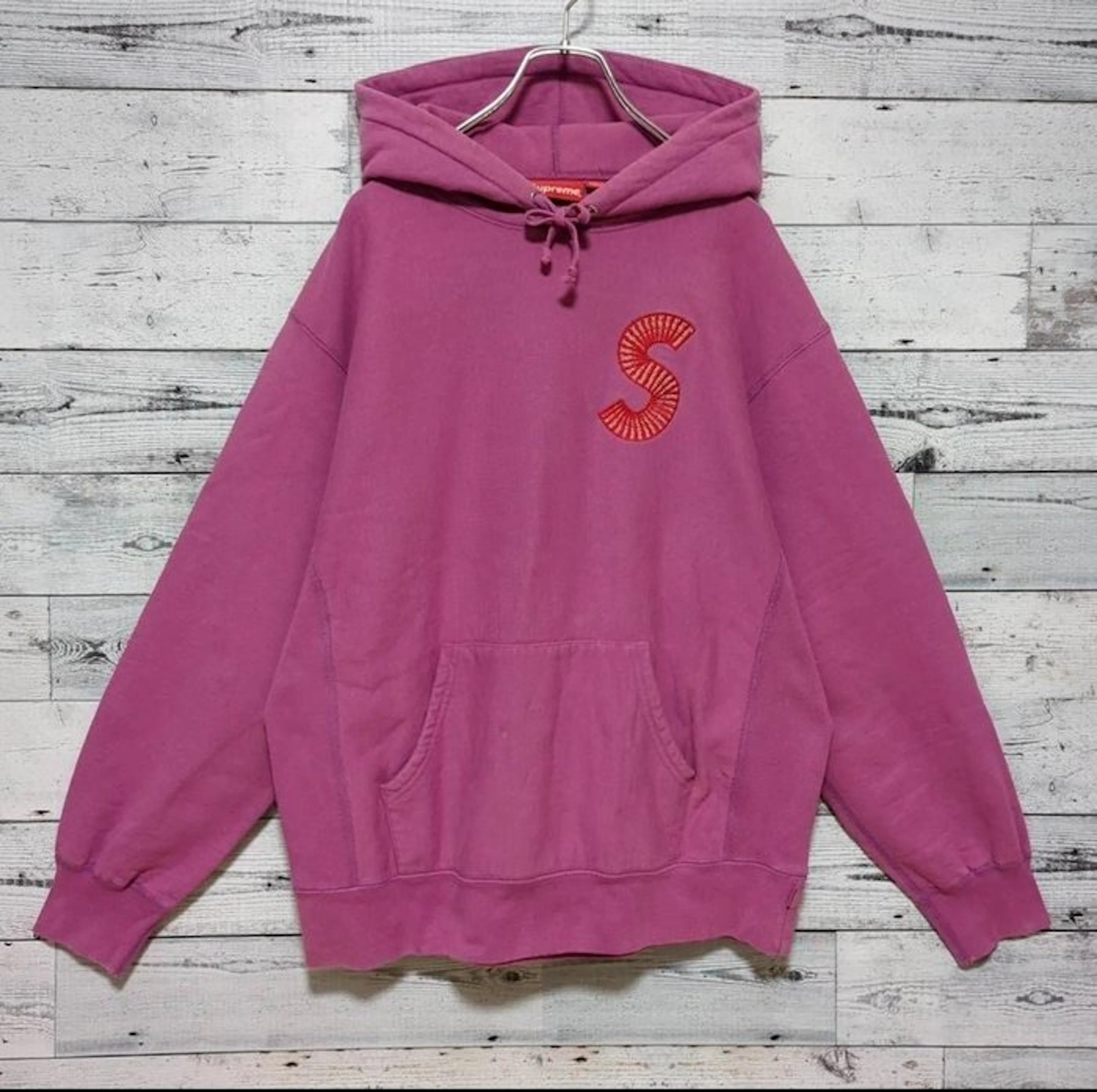 Supreme - Hoodie