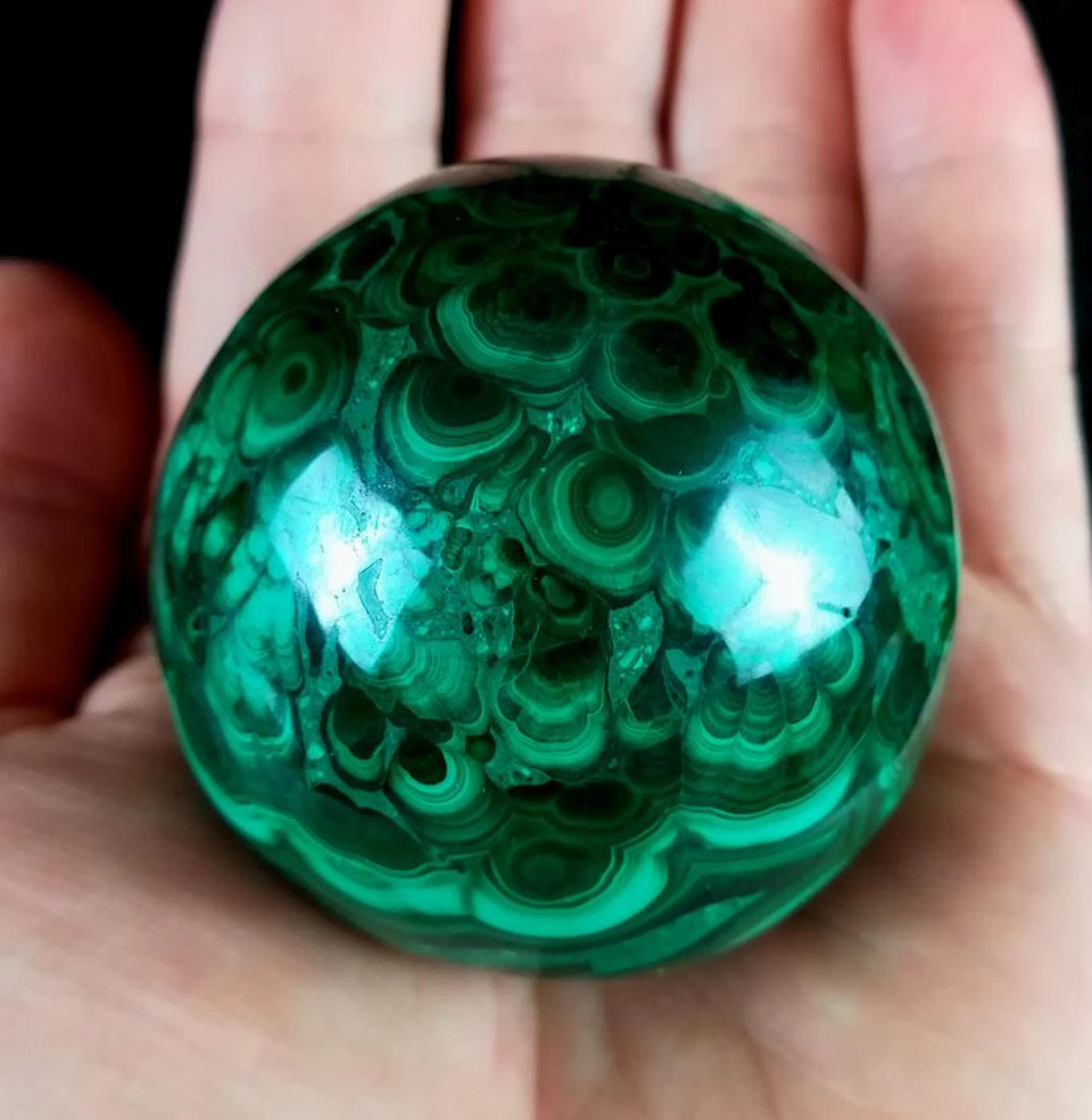 A++ Malachite of First Quality Sphere - Height: 50 mm...