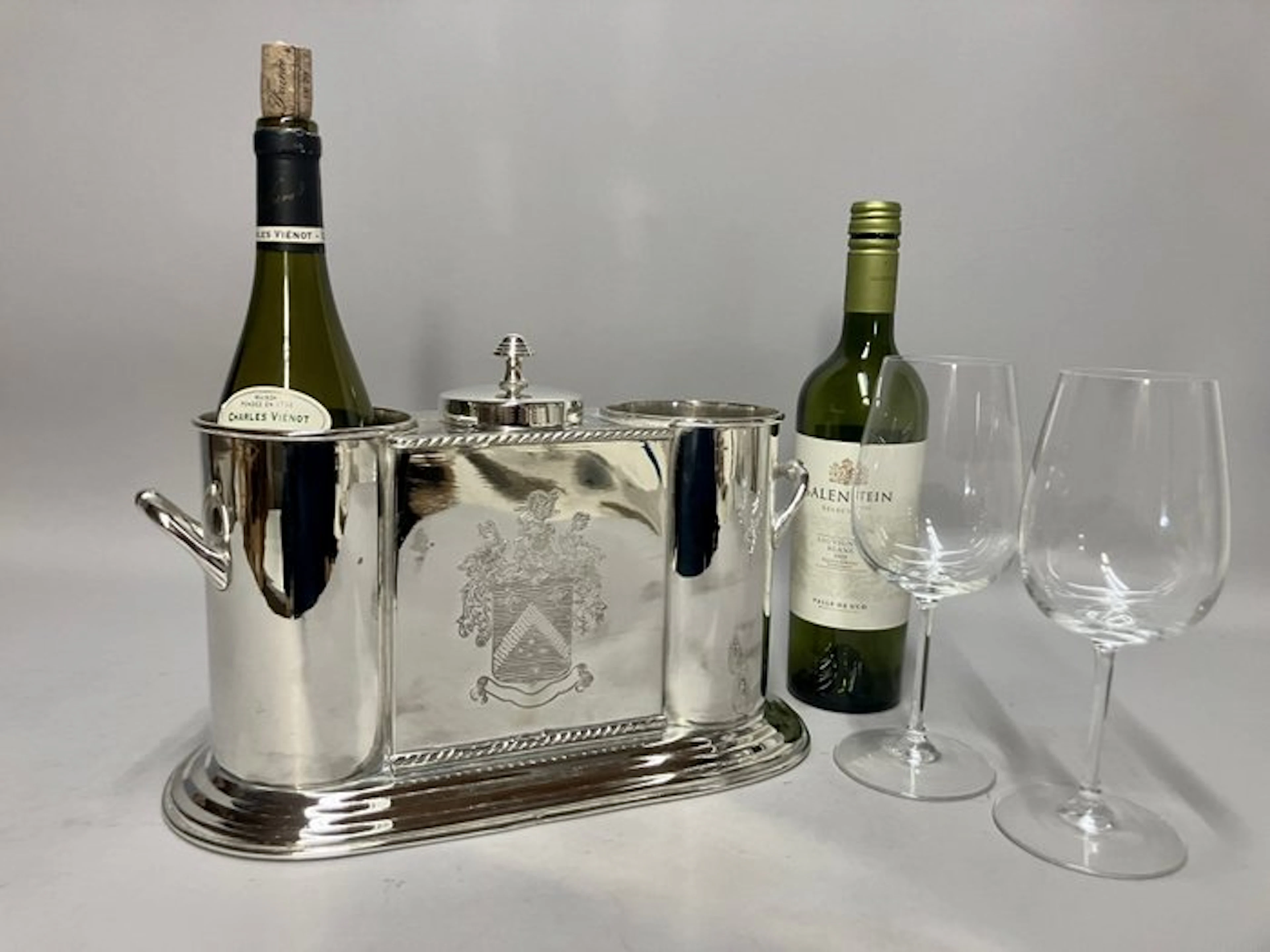 Wine cooler - Wine Cooler for two bottles with...