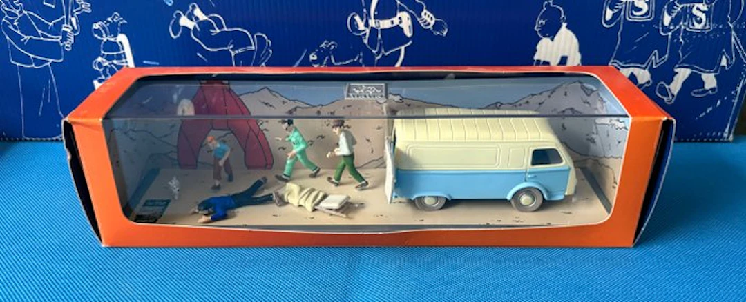 Tintin - Scène 1/43 - L'ambulance de la base - 1 Car - 2008