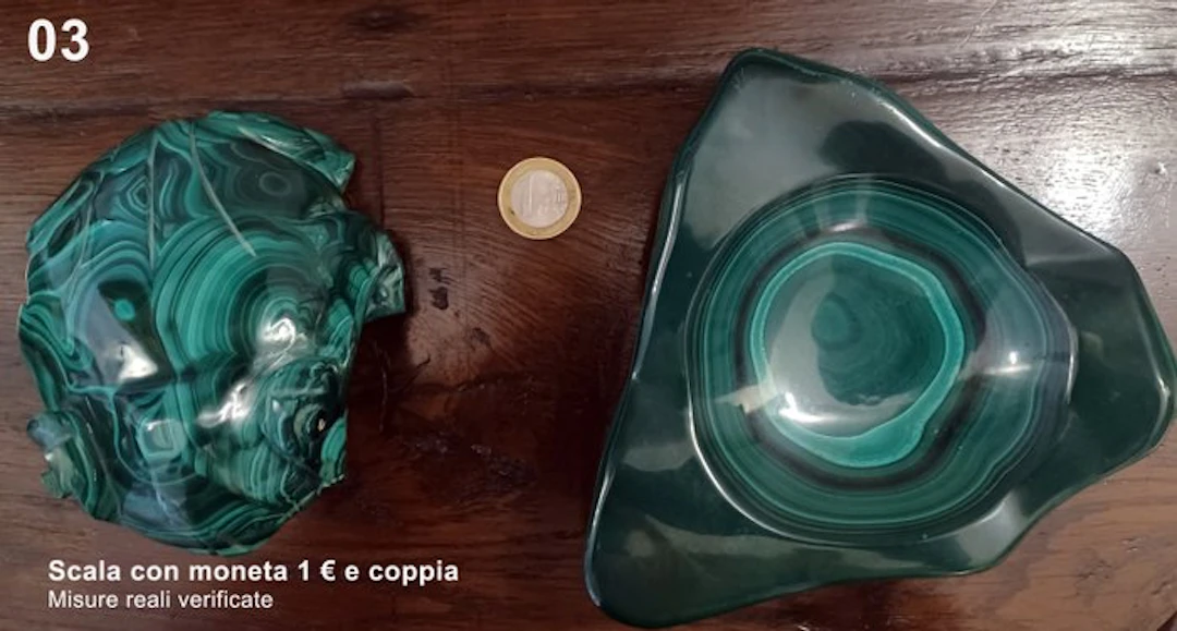 Malachite Carvings- 2472 g - (2)
