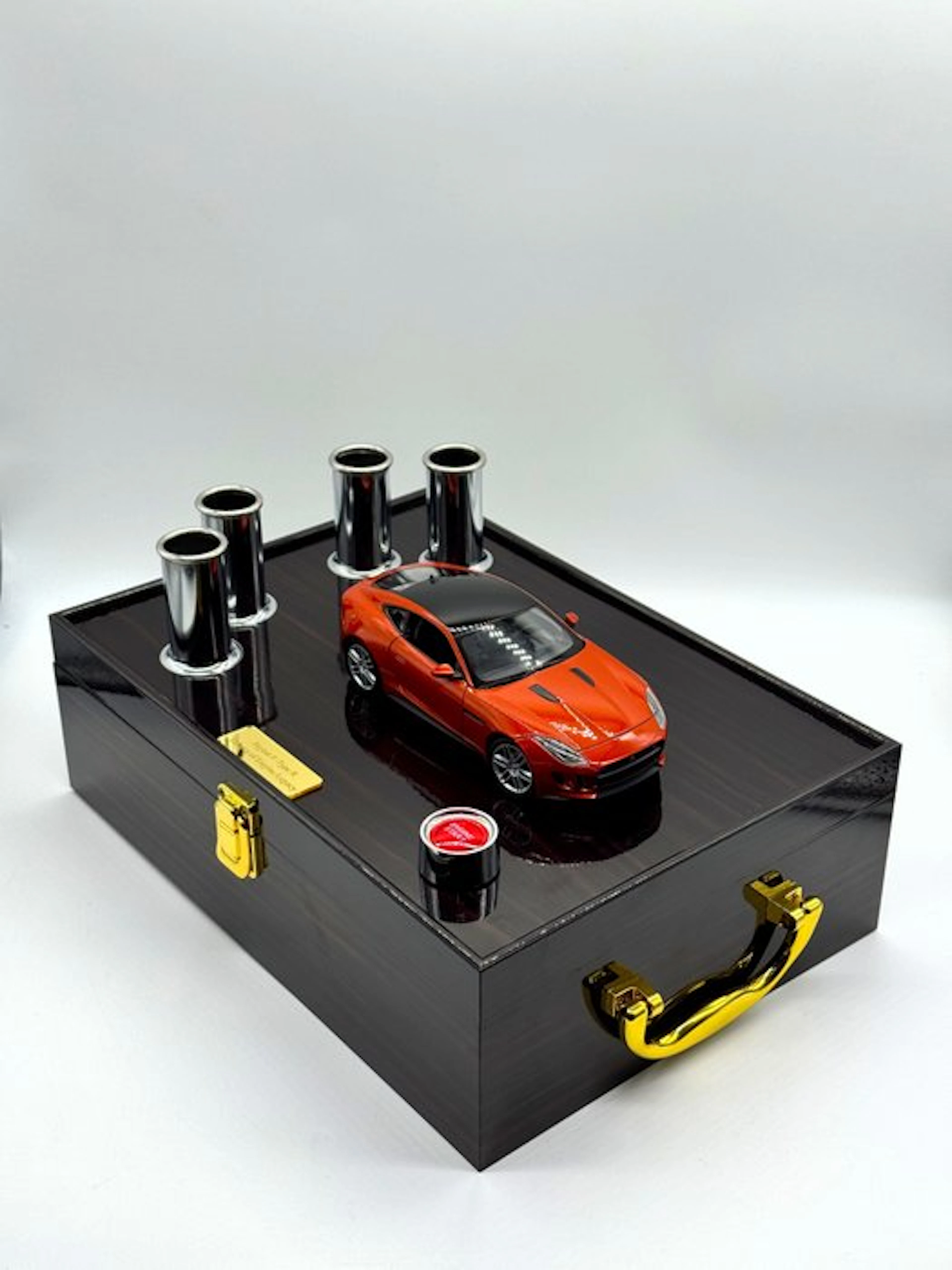 1:24 - Model sports car - Jaguar F-Type R – Handcrafted...