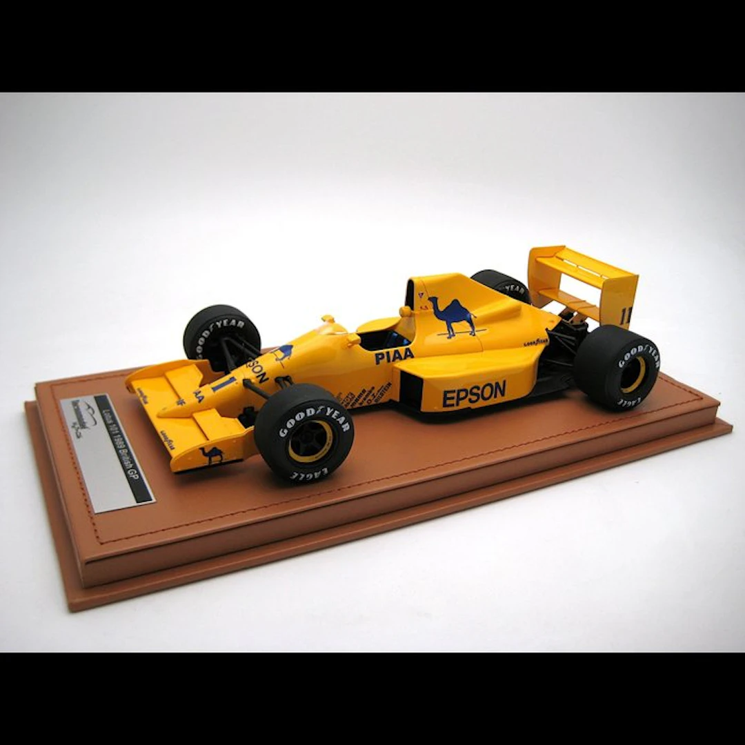 Tecnomodel 1:18 - Model sports car - Lotus 101 1989...