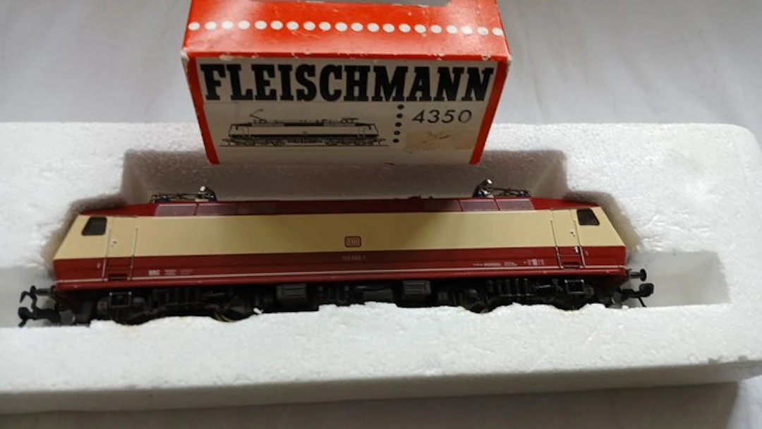 Fleischmann H0 - 4350 - Electric locomotive (1) - TEE - DB