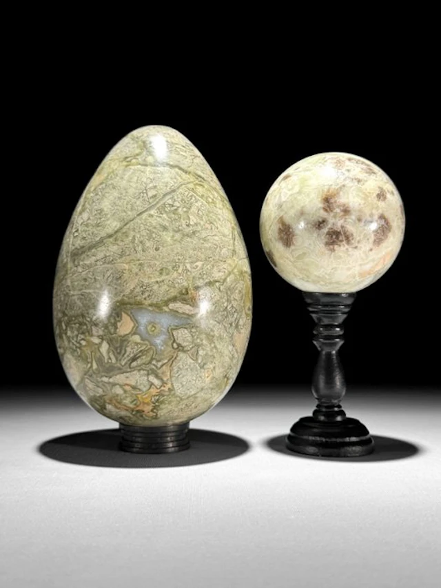 NO RESERVE PRICE - Beautiful Pair of Onyx Stone...