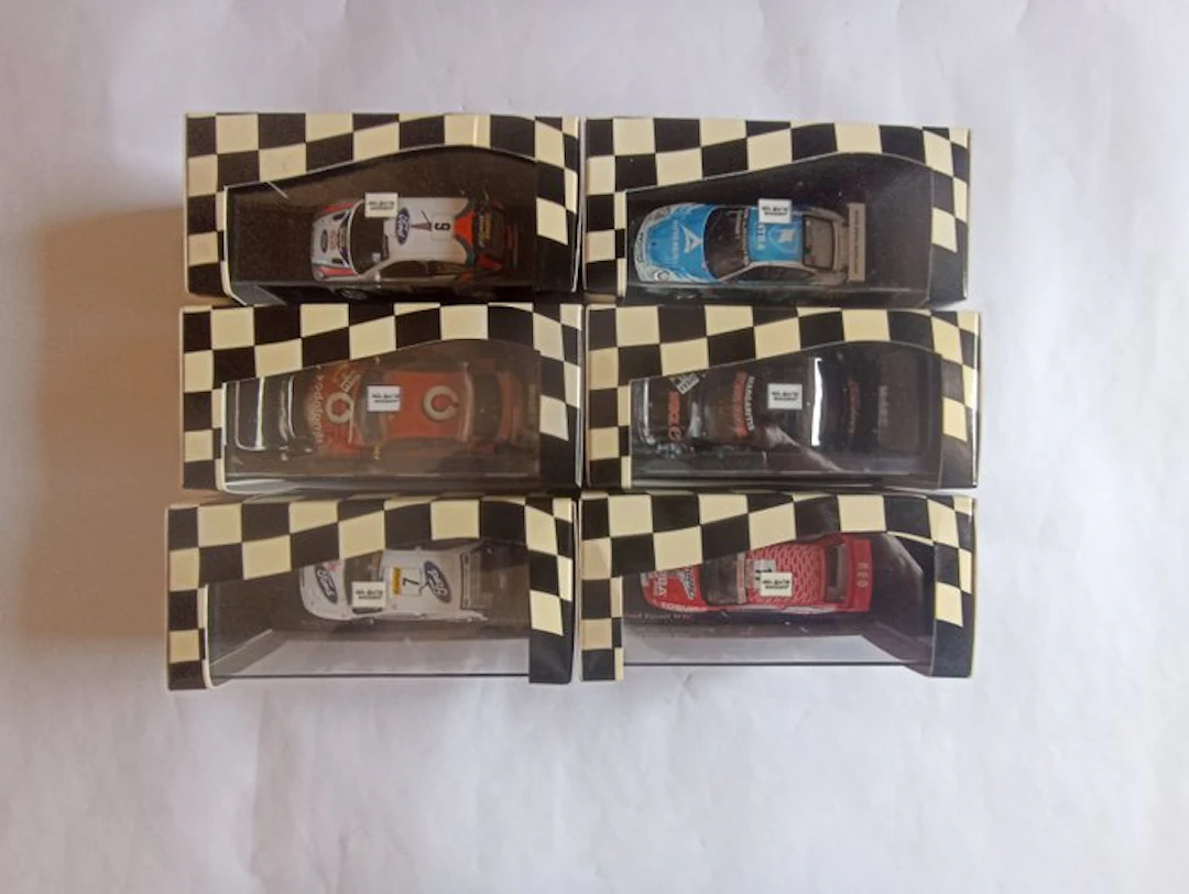 MiniChamps 1:43 - Model car (6) - modelli assortiti - Assorted