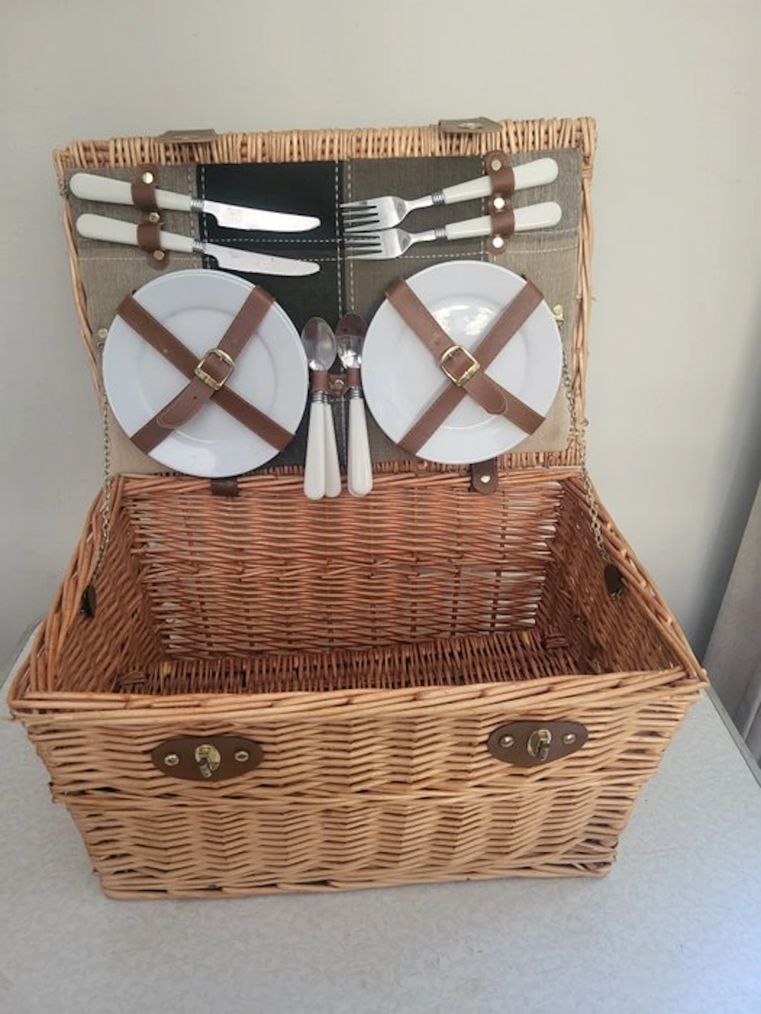 Picnic basket - Reed