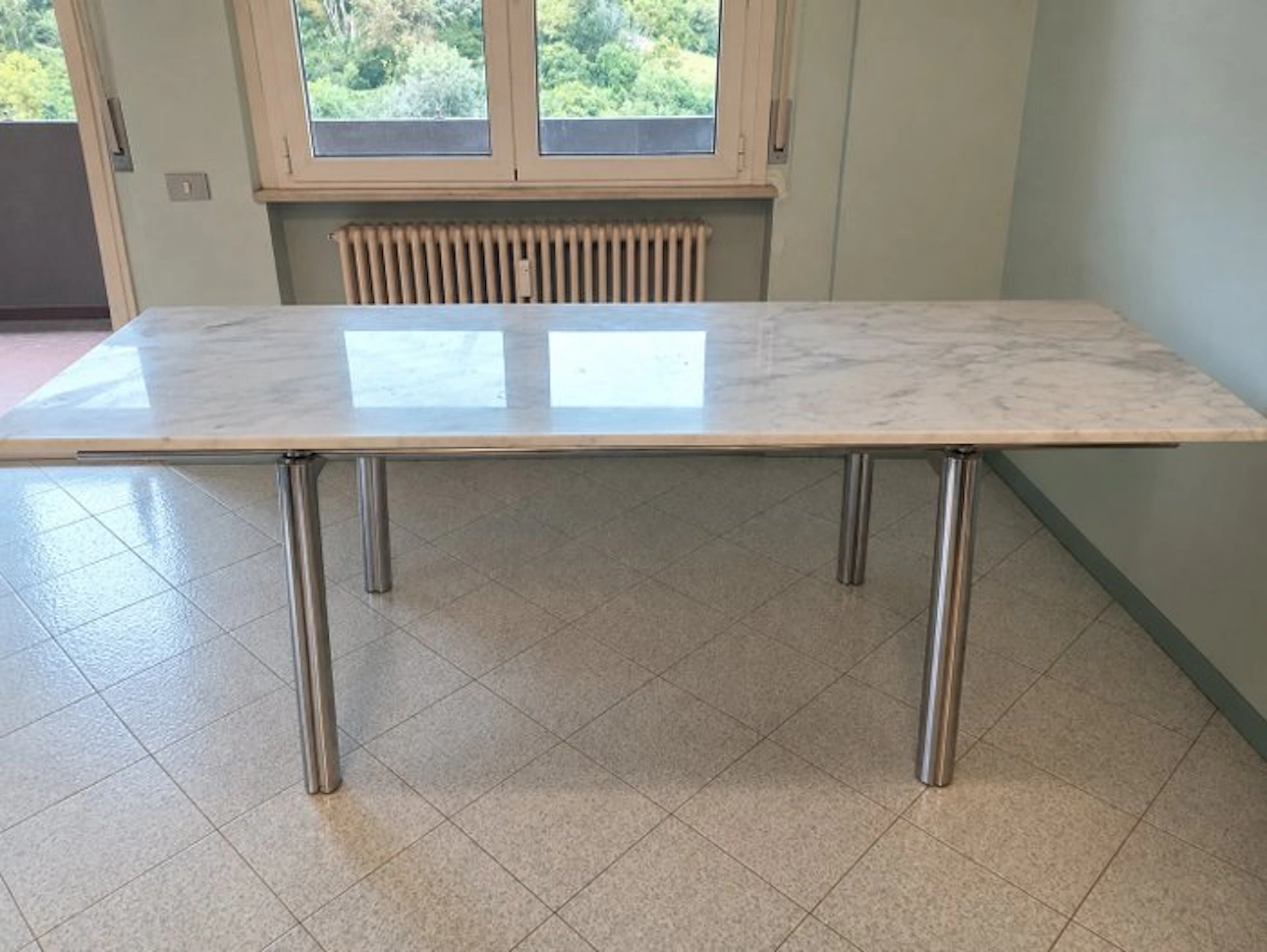 Simon Gavina - Zeev Aram - Alcinoo - Table - Alcinoo - Marble, Steel, Chrome