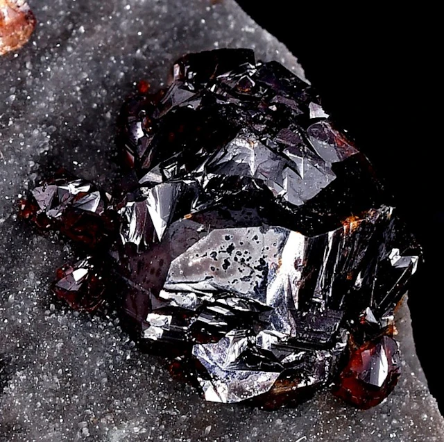 Wonderful honey red Sphalerite of gemmy quality on...