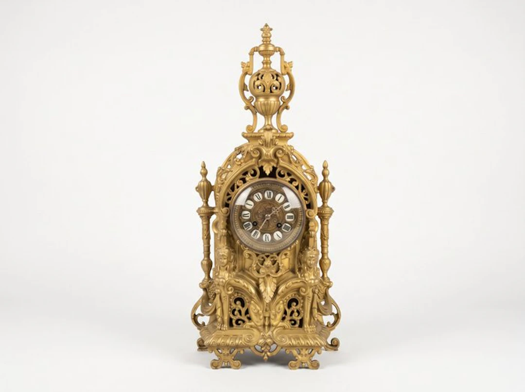 Table clock - Antique - Patinated bronze - 1850-1900 - gilded bronze clock