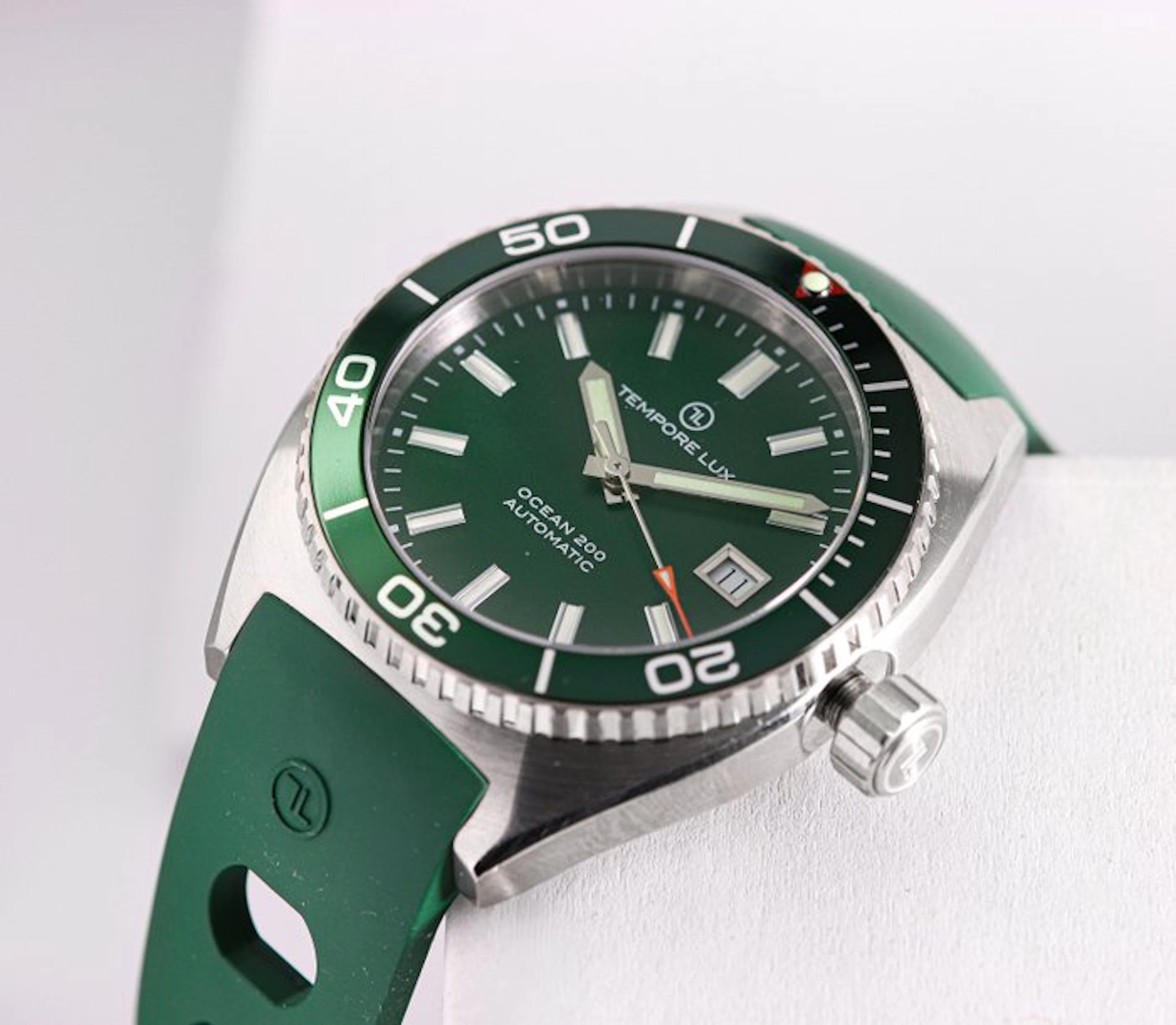 Tempore Lux Ocean 200 Green – Swiss Automatic Sellita SW200-1 – Pre-owned