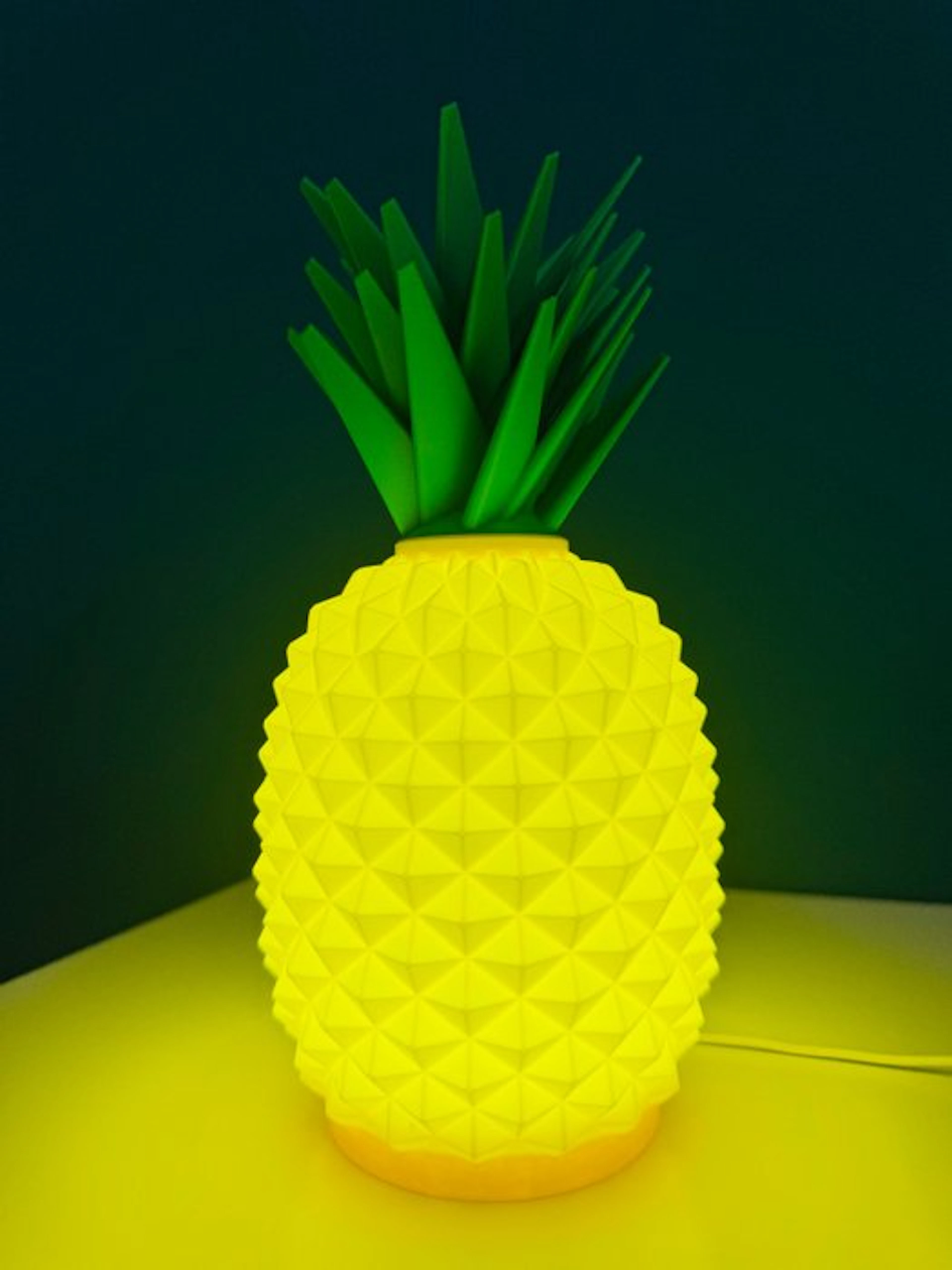 Table lamp - Plastic - PINEAPPLE