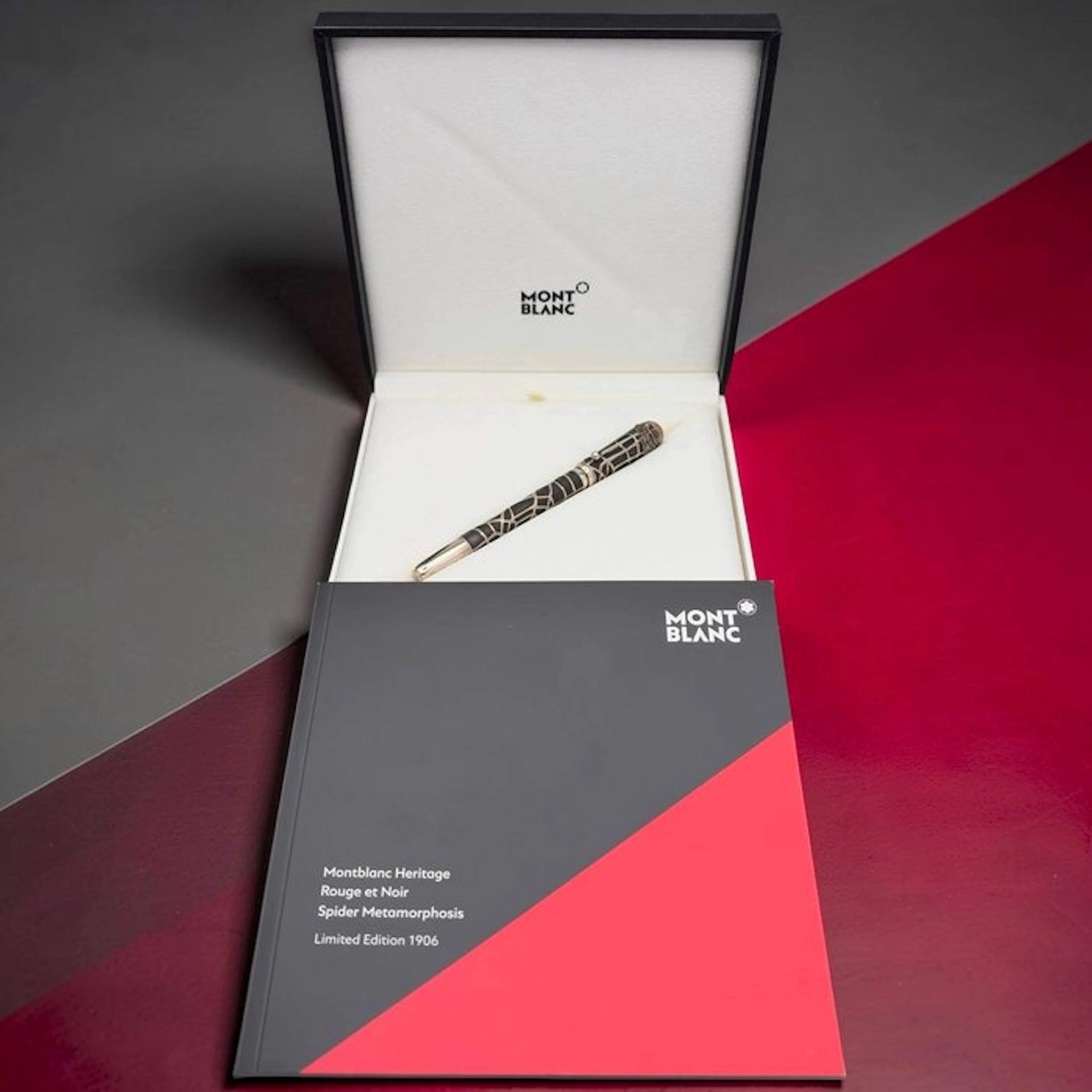 Montblanc - Heritage Rouge et Noir Spider Metamorphosis...