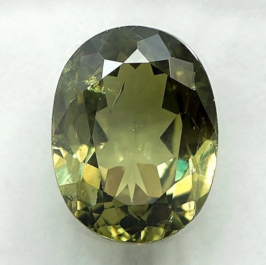 No reserve price - 1 pcs Green