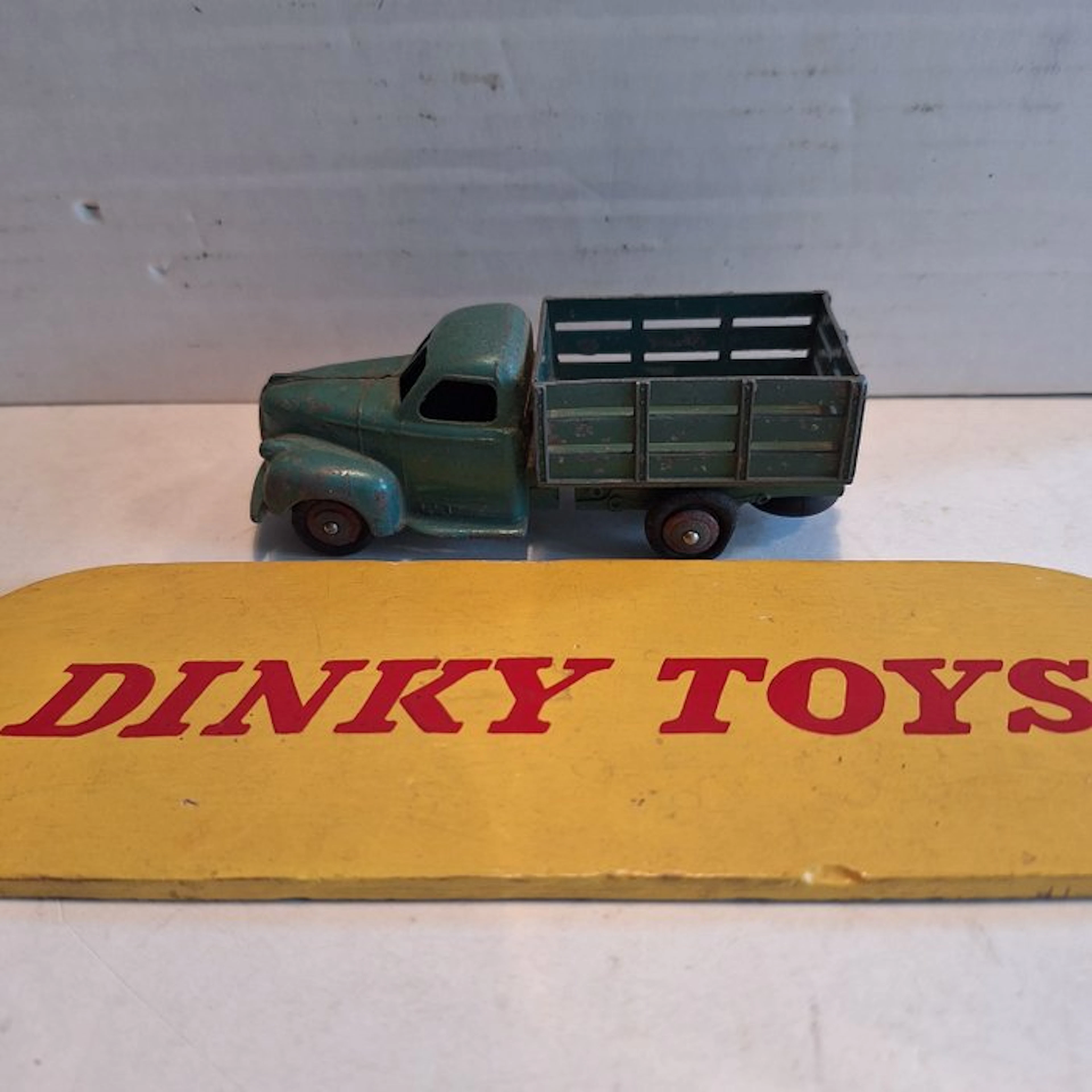 Dinky Toys 1:55 - Model car - Dinky Toys - Made in France