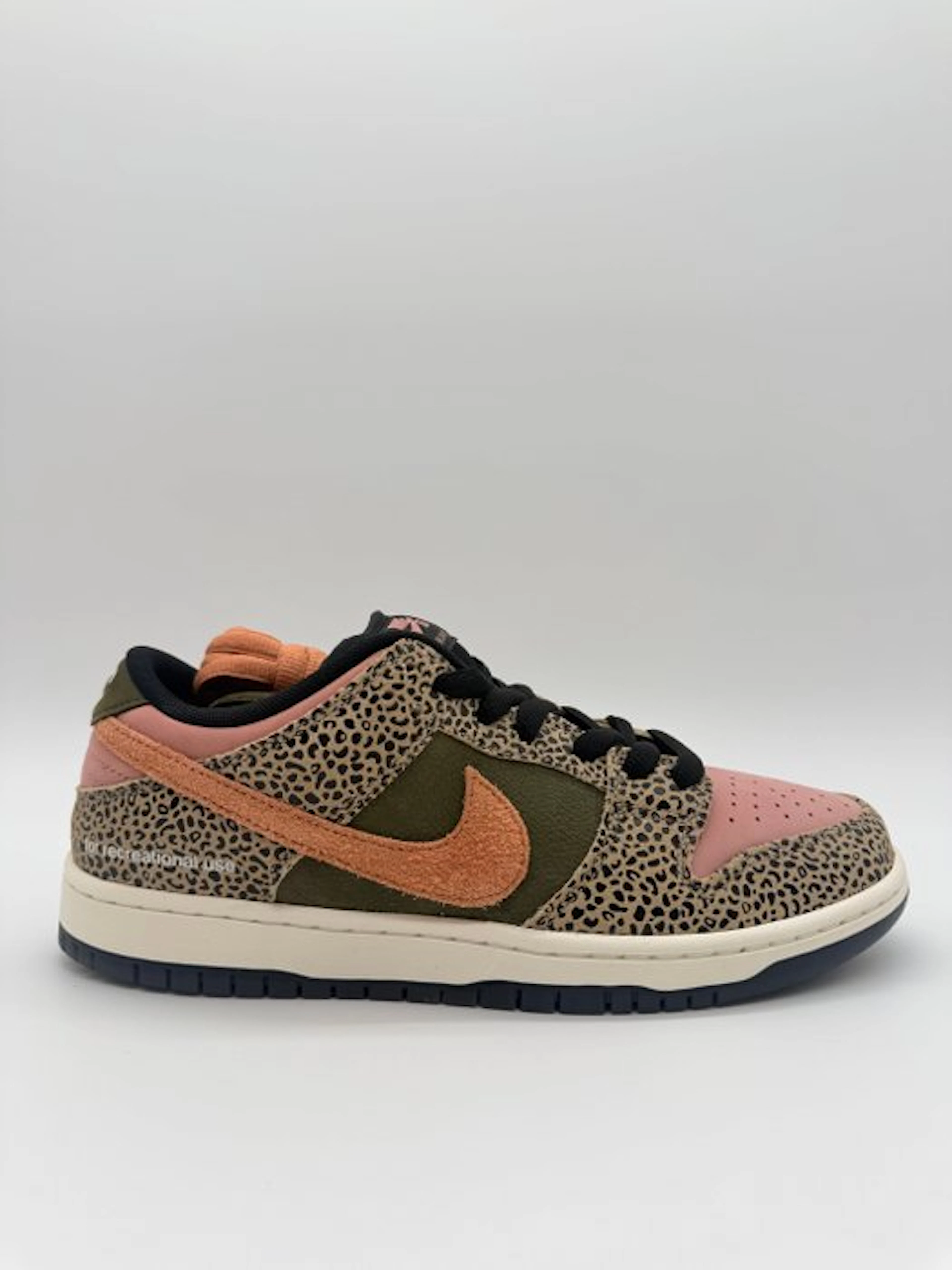 Nike - Nike Dunk SB low Arts-Rec - Sneakers - Size: EU 42 - New with tags