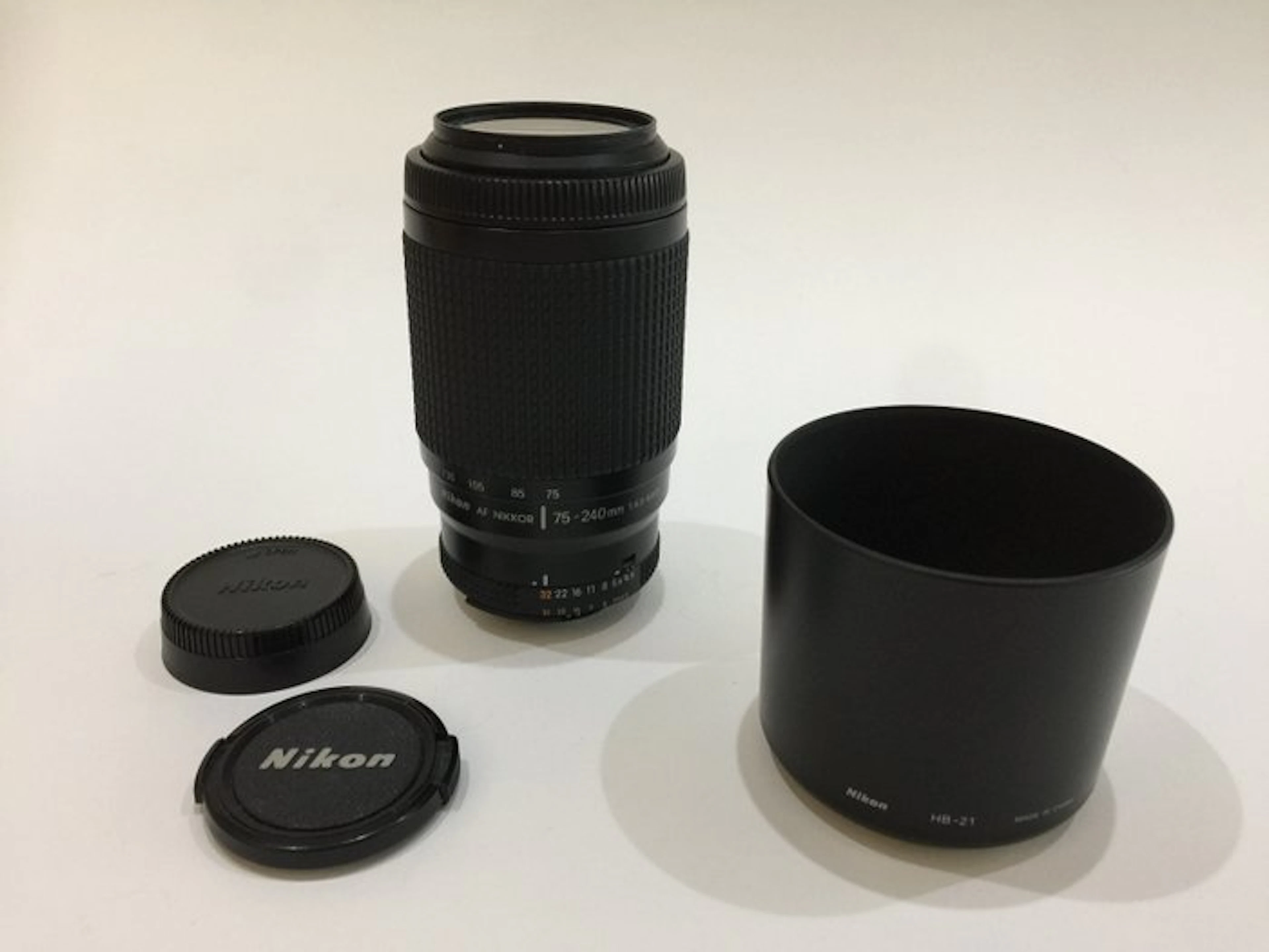 Nikon AF Nikkor 4,5-5,6/75-240mm D | Zoomlens