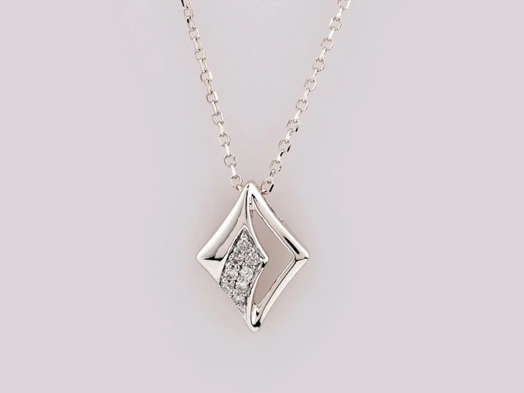 Necklace with pendant - 14 kt. White gold - 0.05ct. tw. Diamond (Natural)