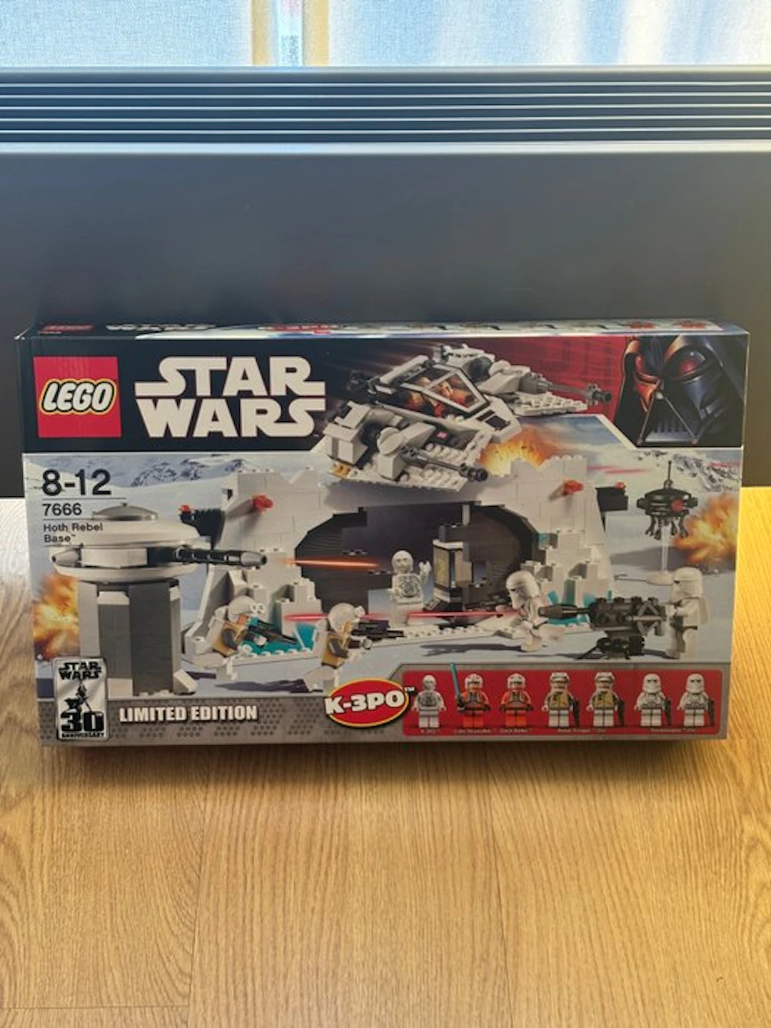 LEGO Set - 7666 - Star Wars - Hoth Rebel Base
