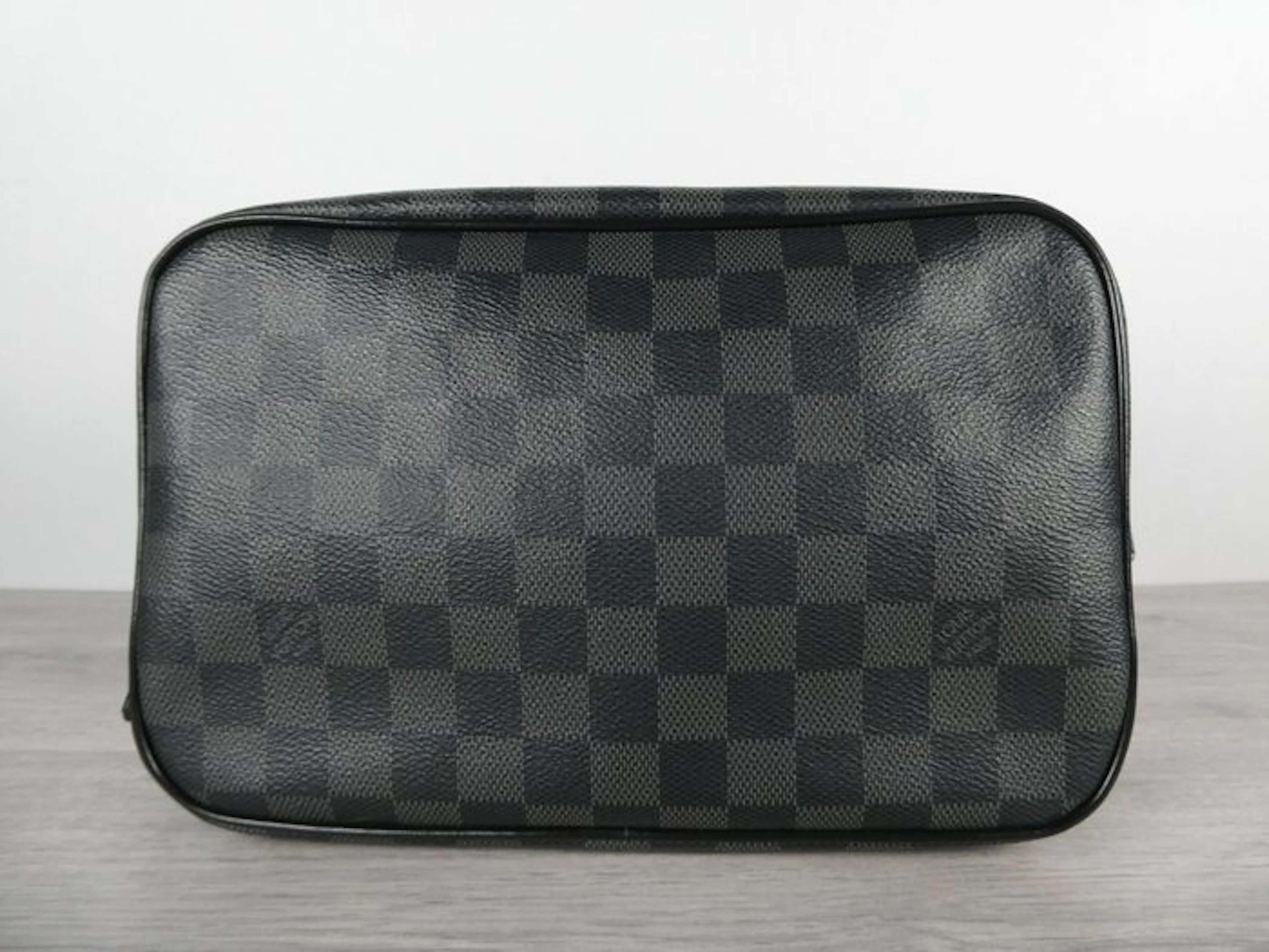 Toilet set - Louis Vuitton Damier Graphite Toilet Pouch - Leather, Canvas