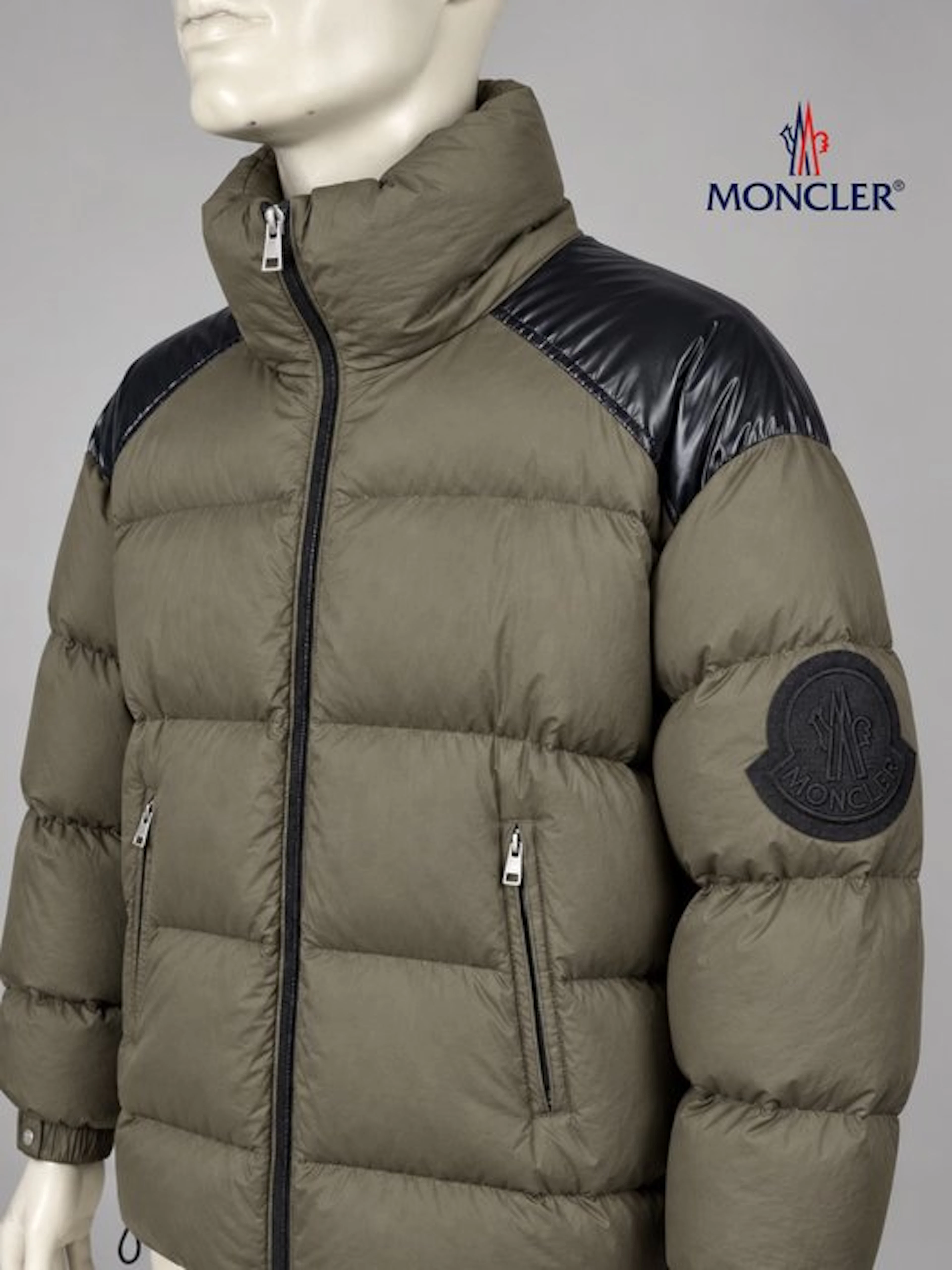 Moncler - Down jacket