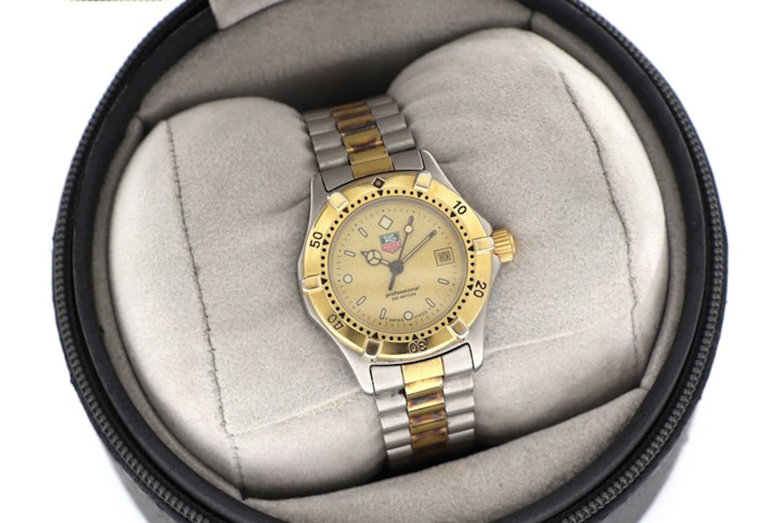 TAG Heuer - Serie 2000 Professional 200 Meters - No...