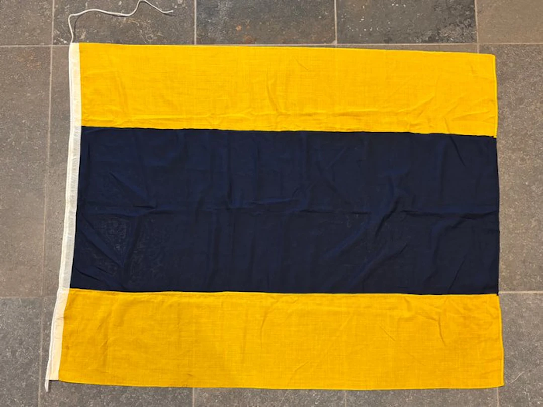 international - Flag - Maritime Signal Flag “D” – Delta –...