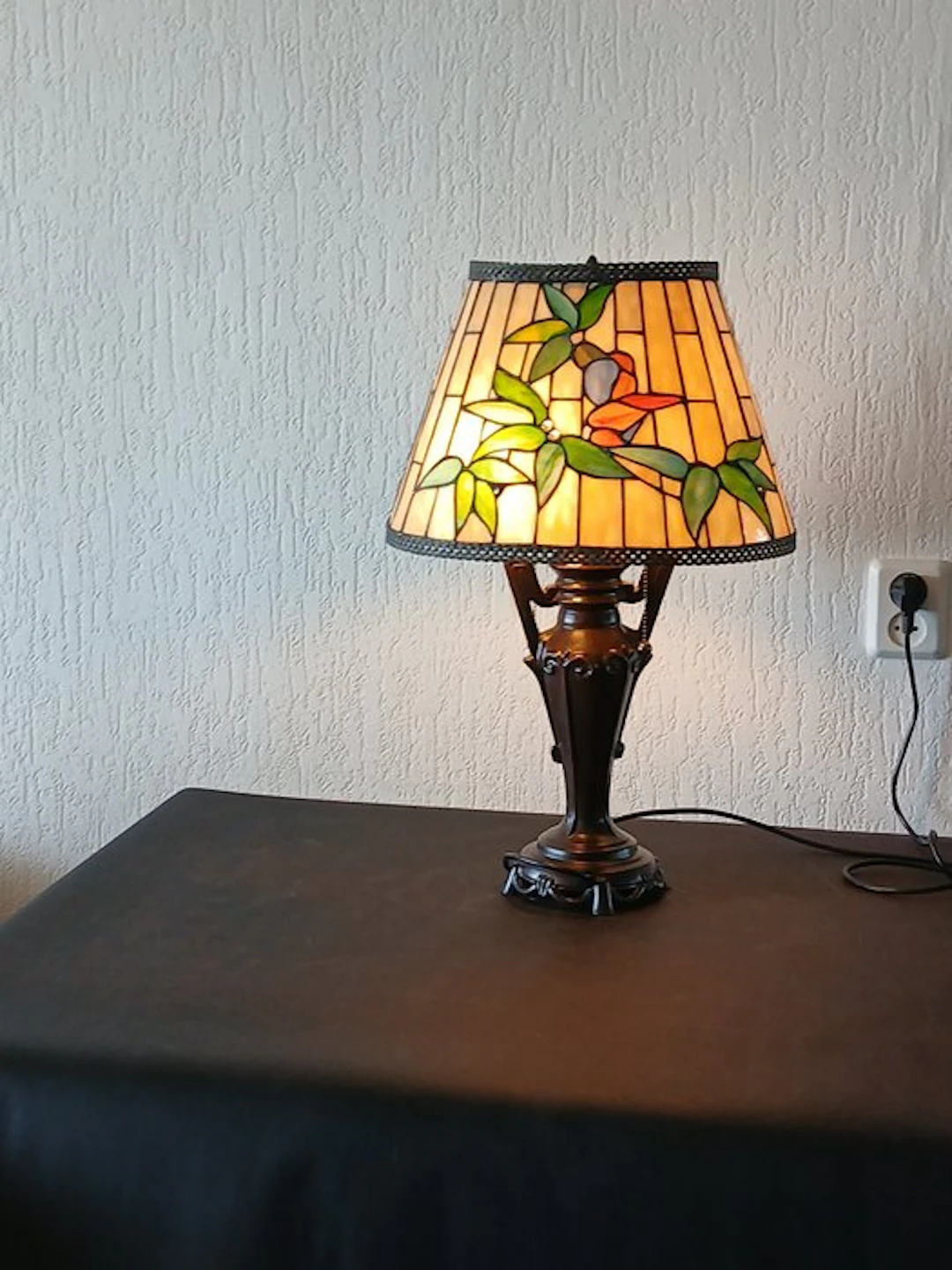 Tiffany Style - Table lamp - Glass, Lead, Metal, 60 cm.
