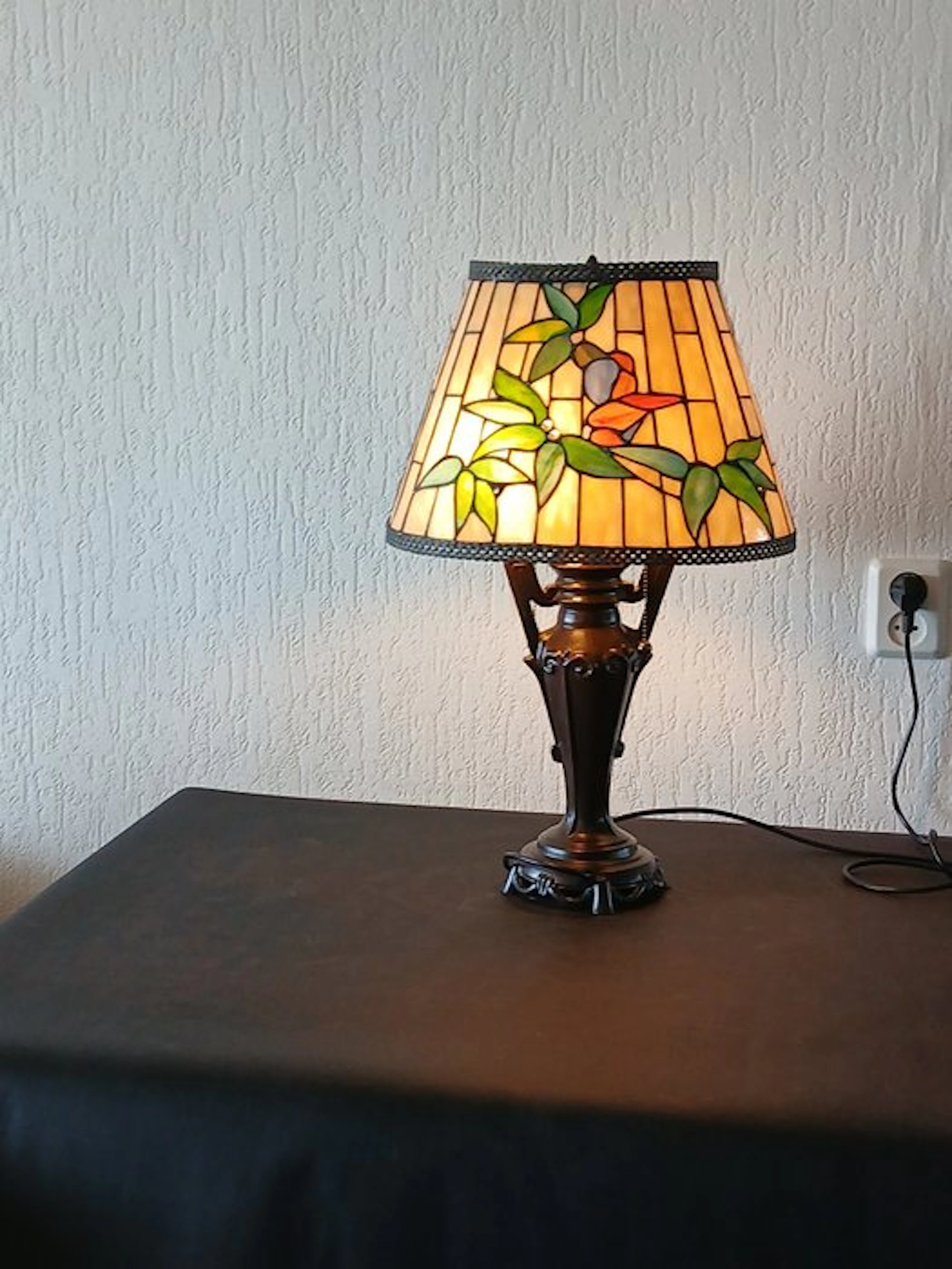 Tiffany Style - Table lamp - Glass, Lead, Metal, 60 cm.