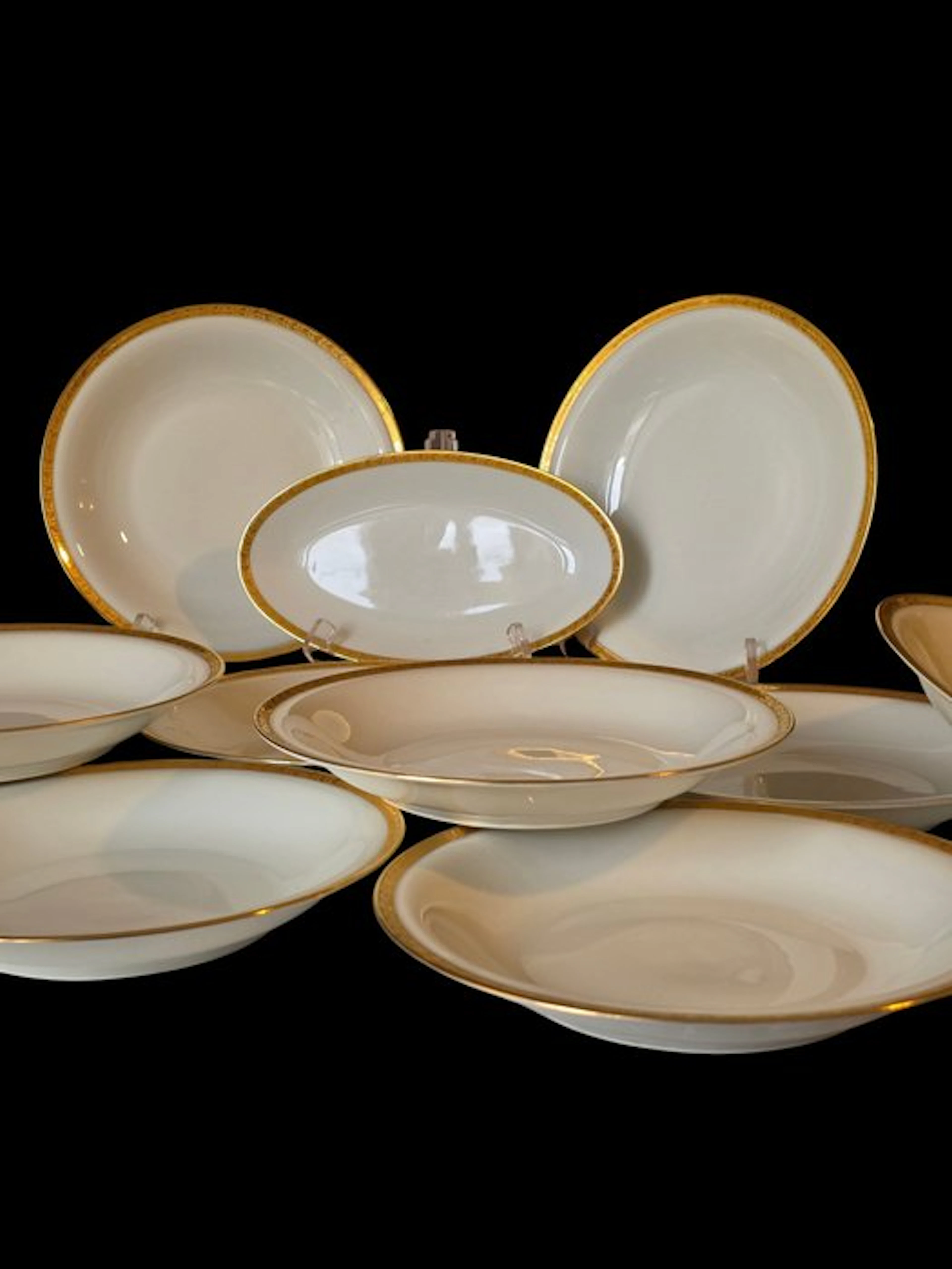 Ets Tiffonet & Cie - porcelaine française au chateau...