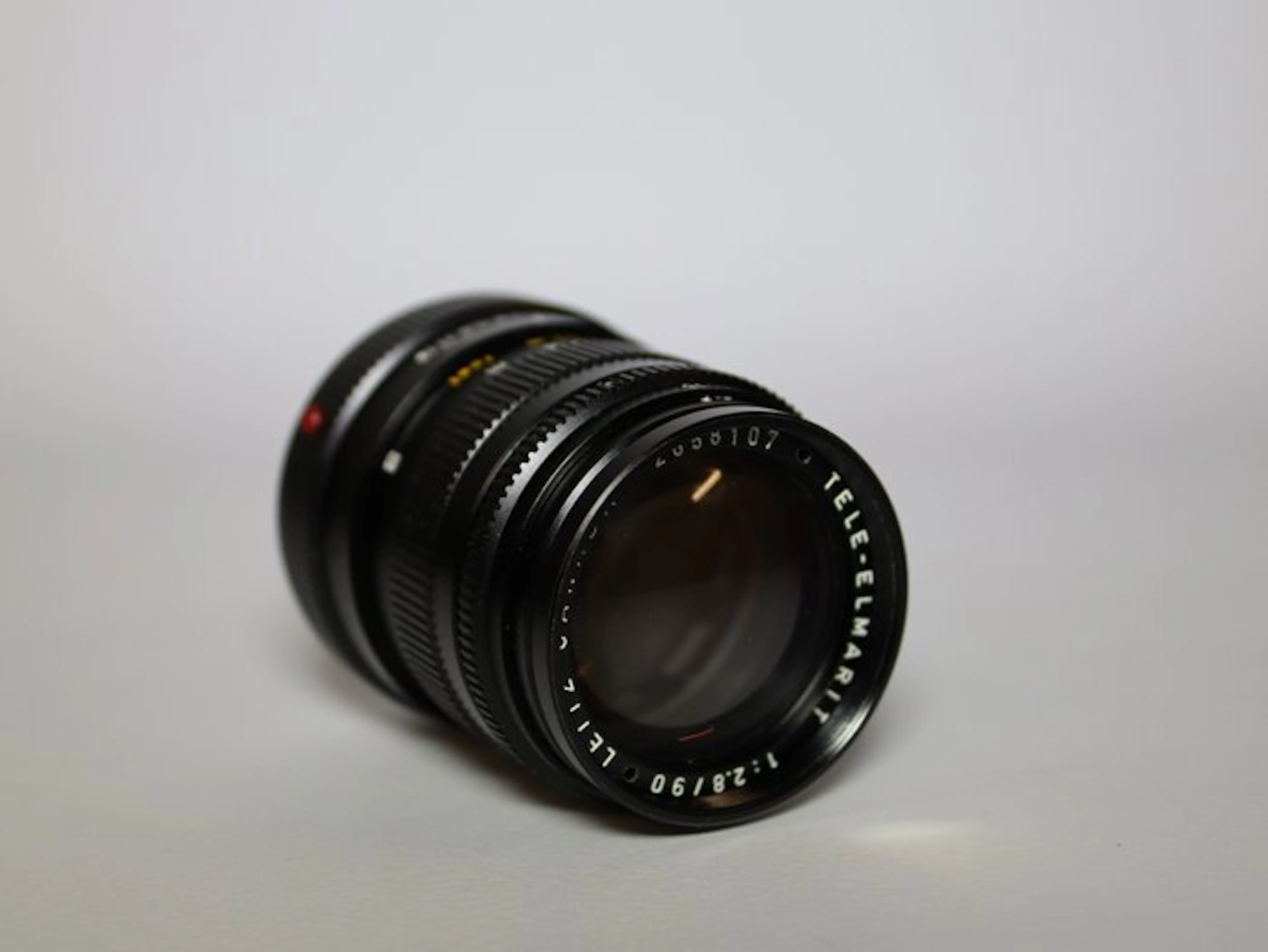 Leica Canada Elmarit 90/2,8 M Camera lens